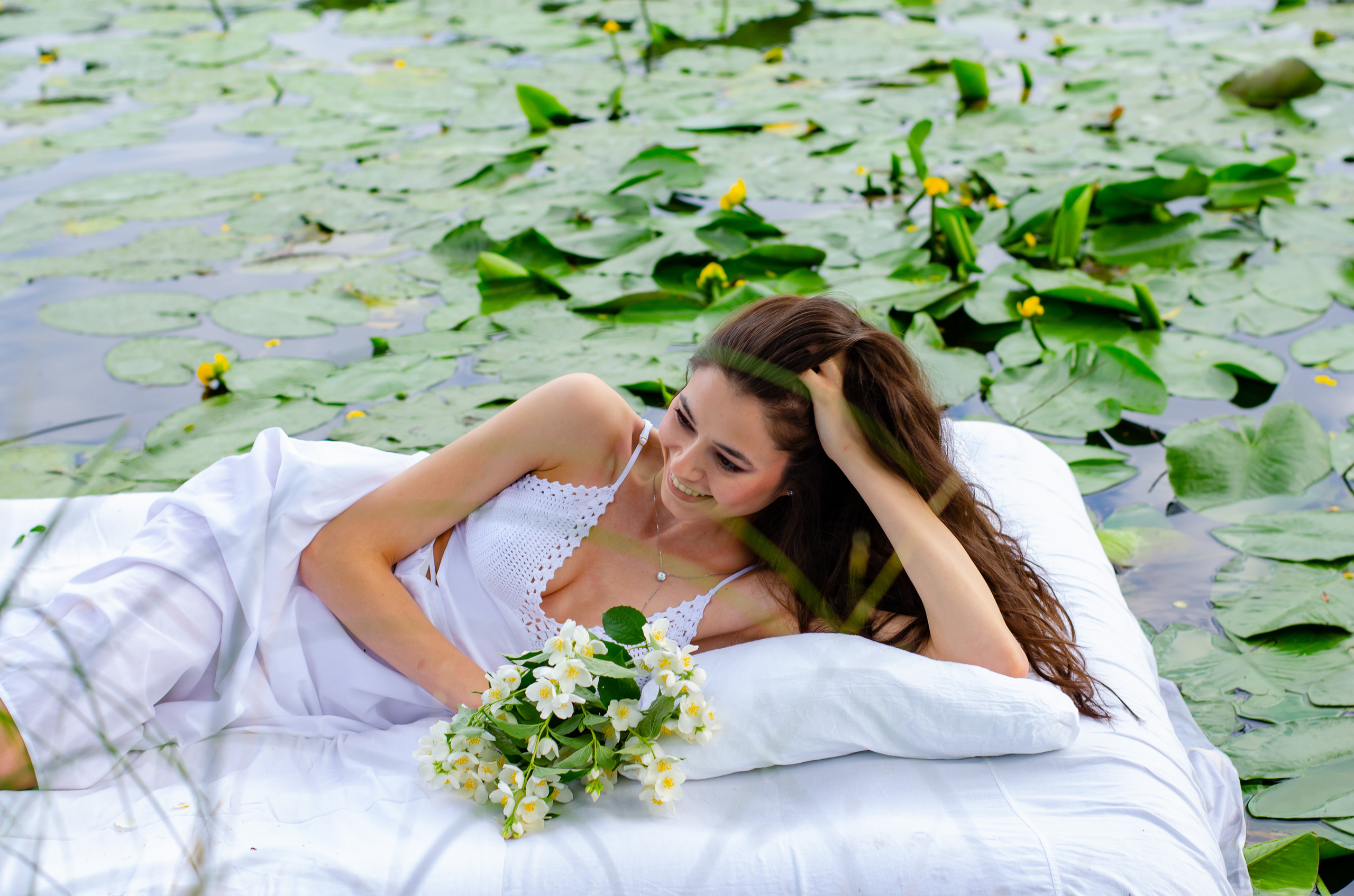 Аиша съемка на матрасе. Фотограф Виктория Щербинина в Санкт-Петербурге и Москве