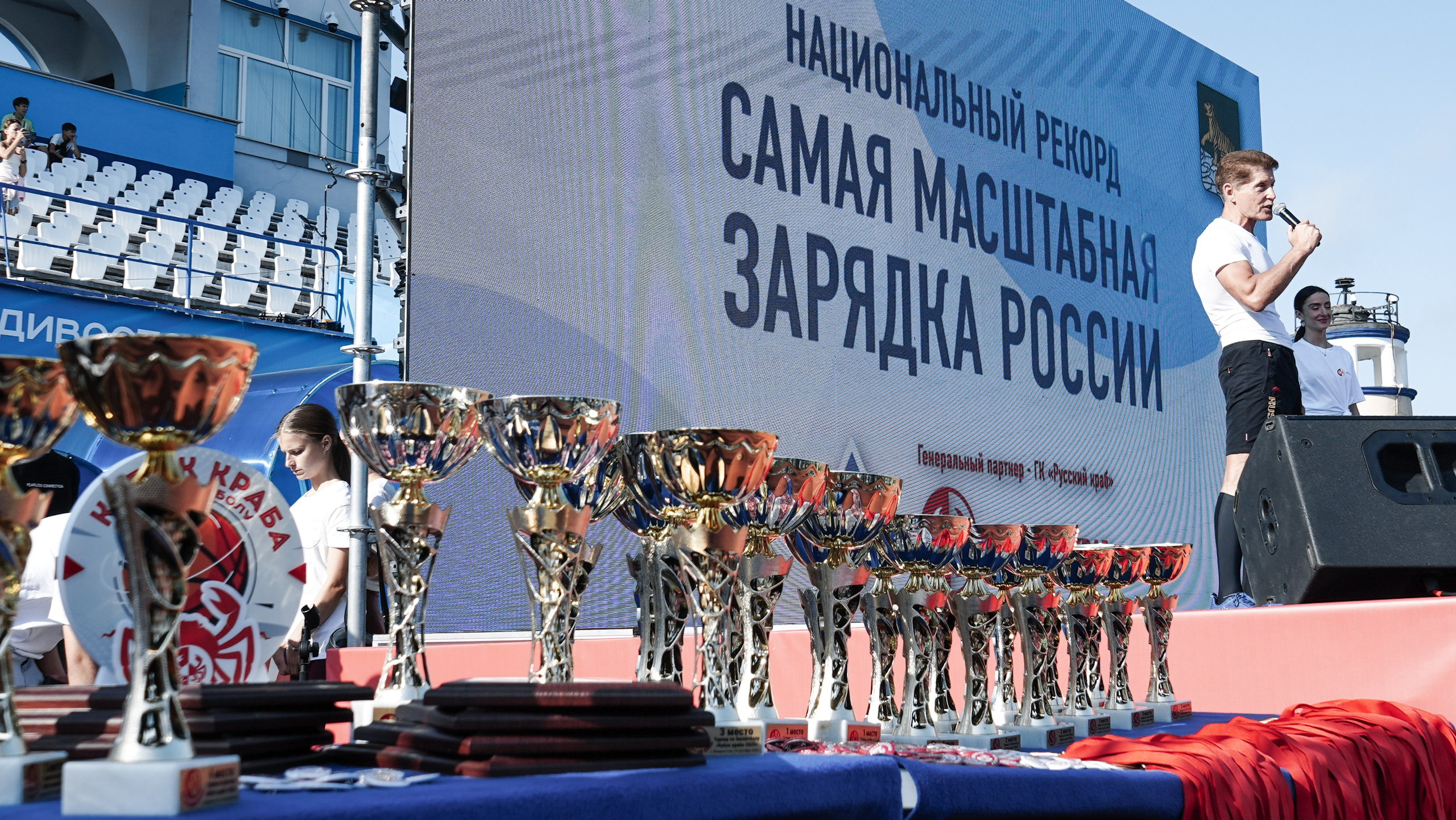 Рекорд зарядки 2025. ANON — фотограф и дизайнер во Владивостоке