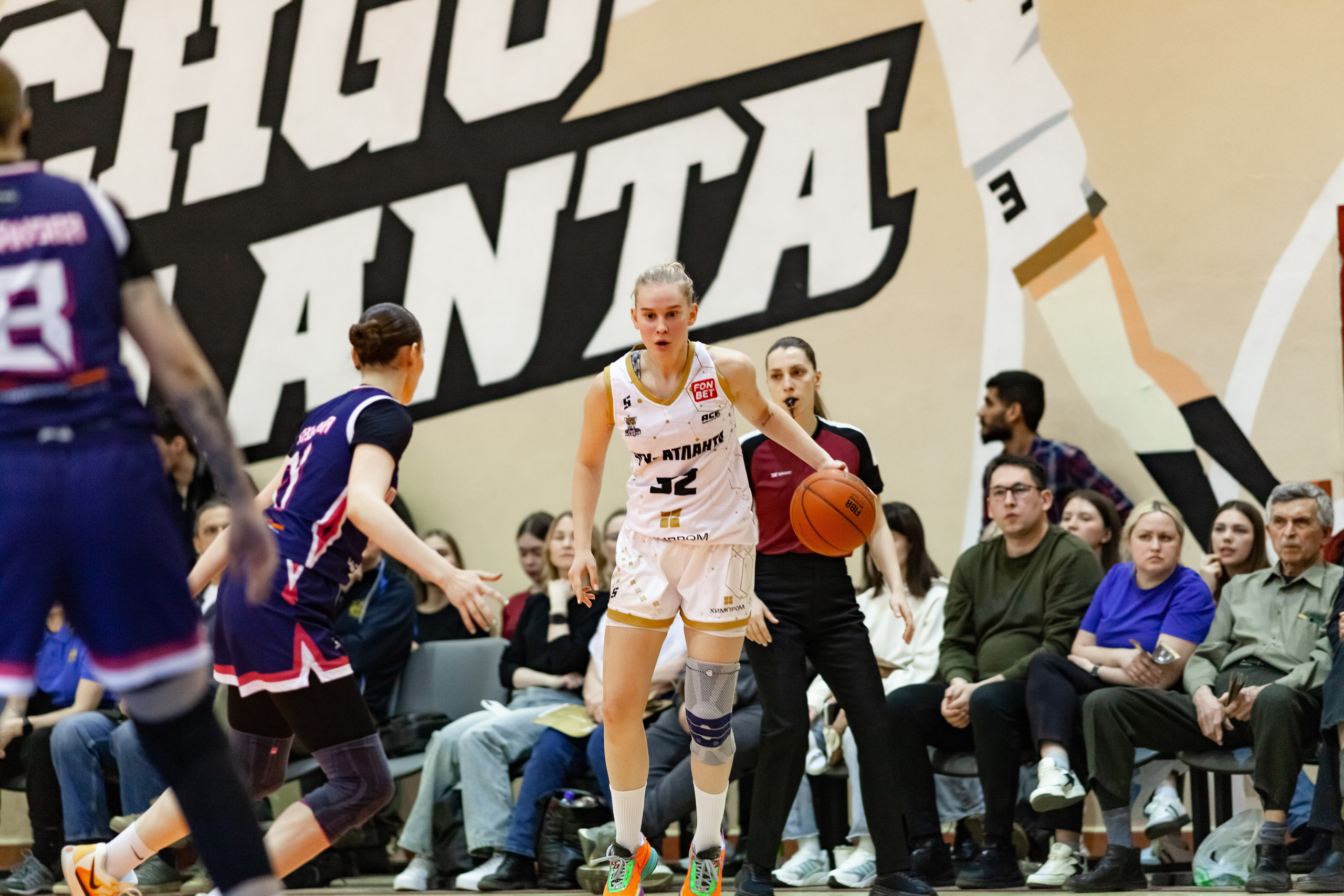 ЧГУ-Атланта — Металлург. Фотография