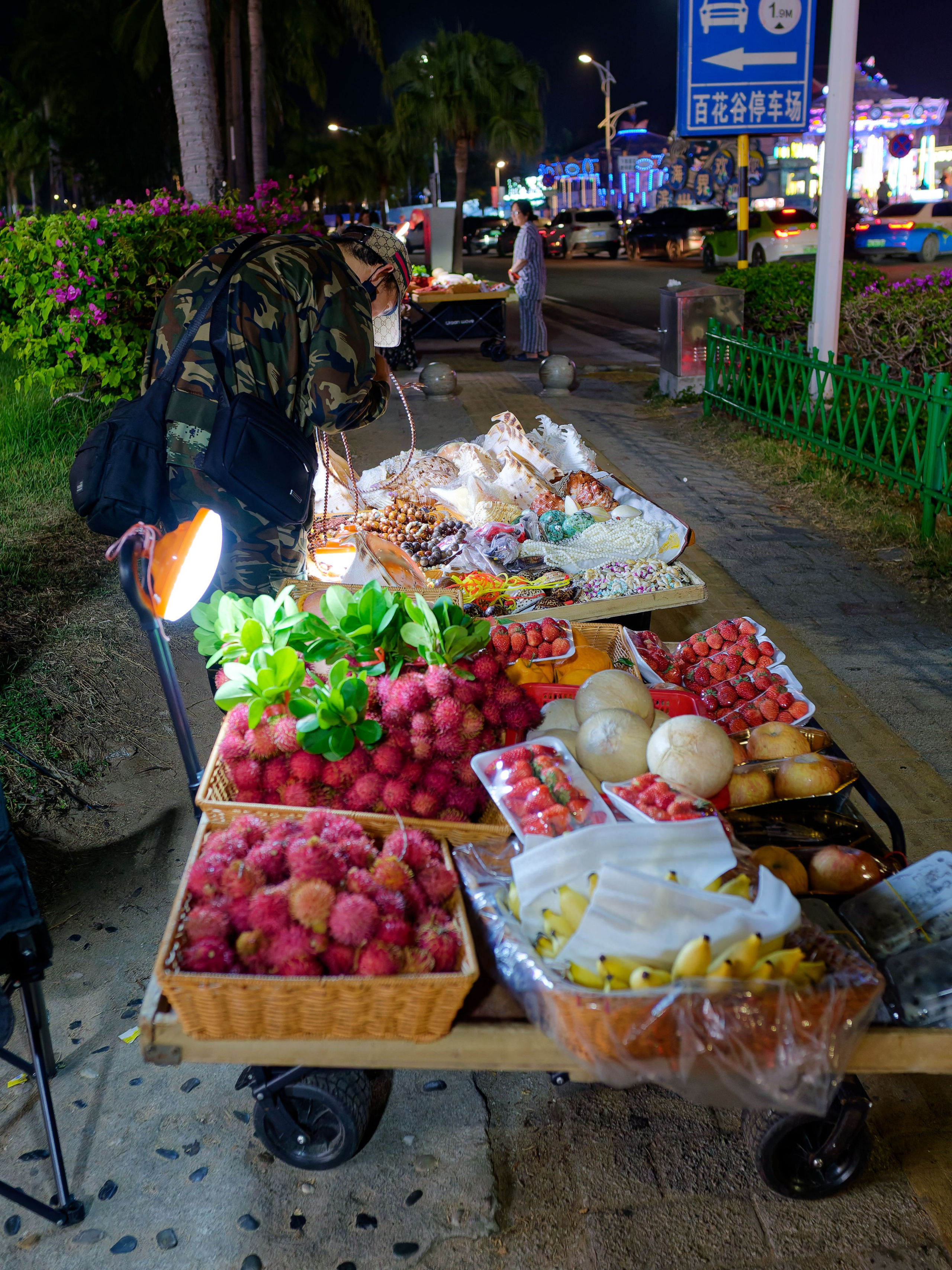 Хайнань 2026, Большой ночной базар в Ялунване. Фотопрогулки по Миру