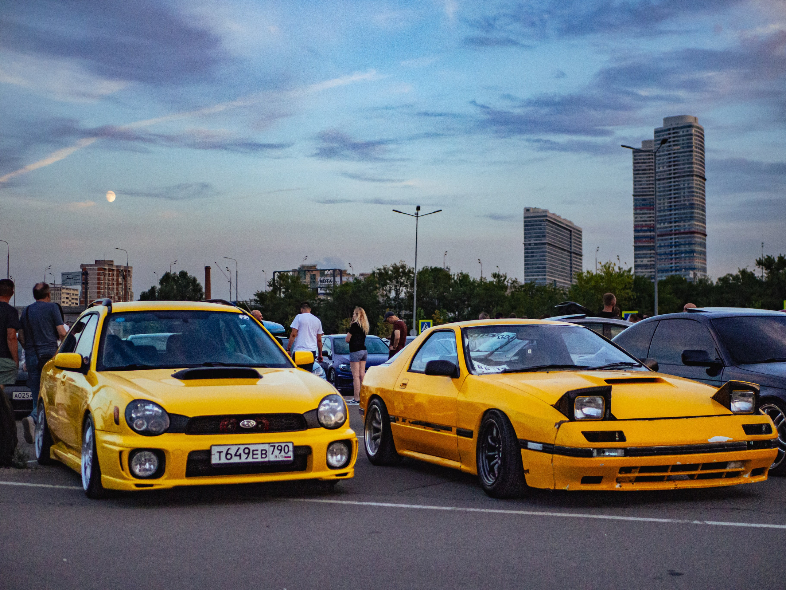 Downfly. Автомобильный фотограф в Москве Максим Москаленко