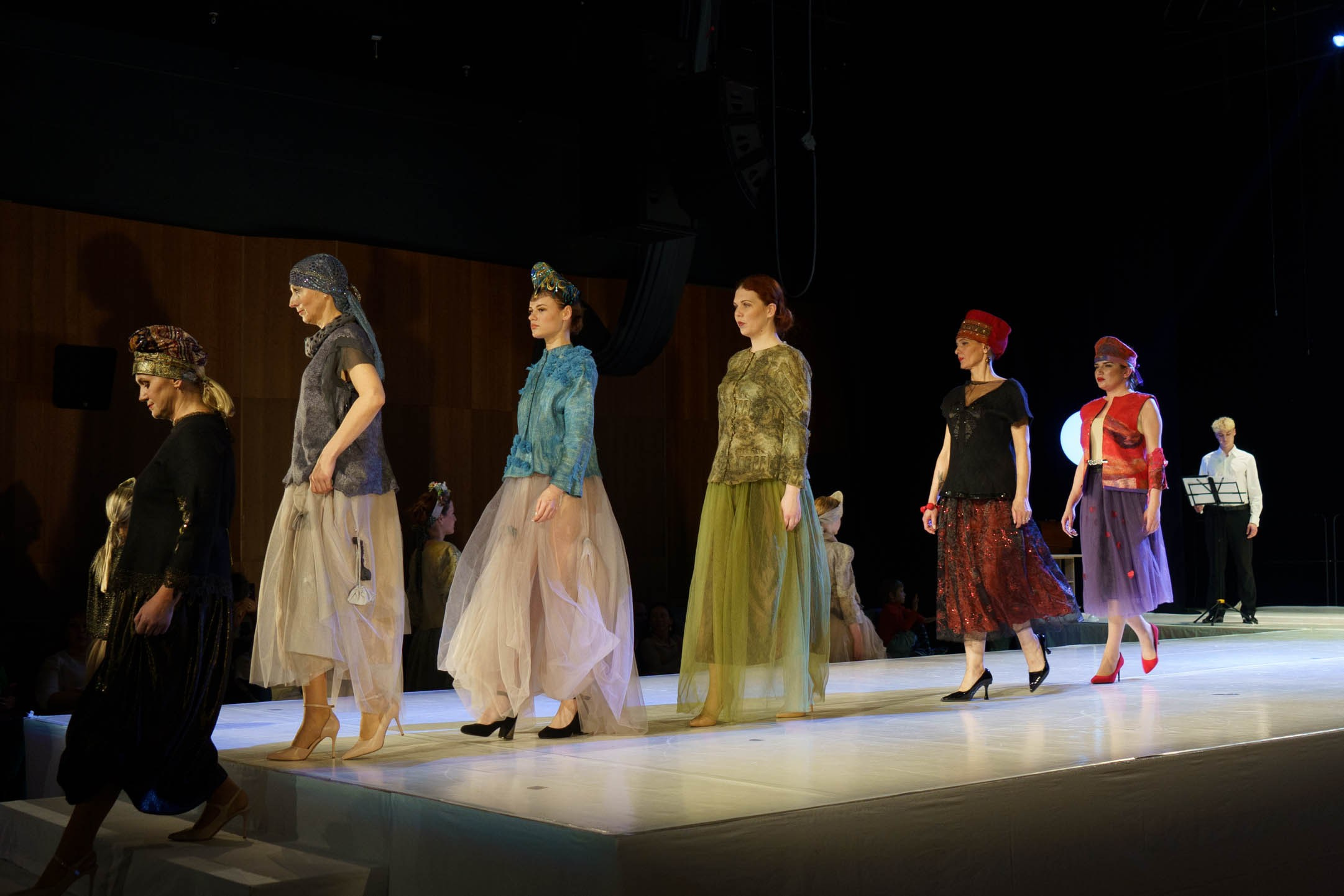 Дефиле. Фотограф/ видеограф Катя Ильина Калуга