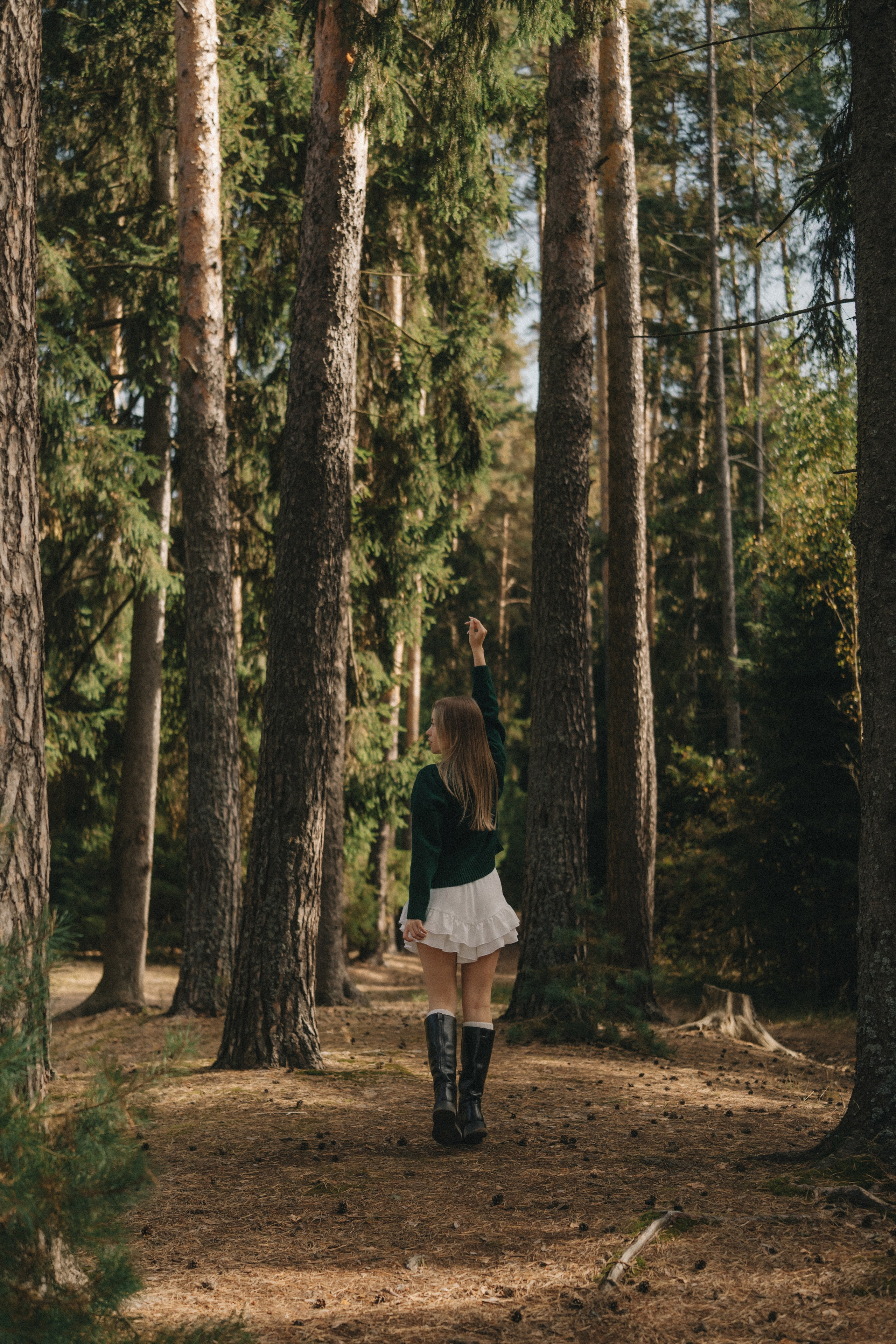 Алена | фотосессия в бору у Волги. Портретный фотограф Москва