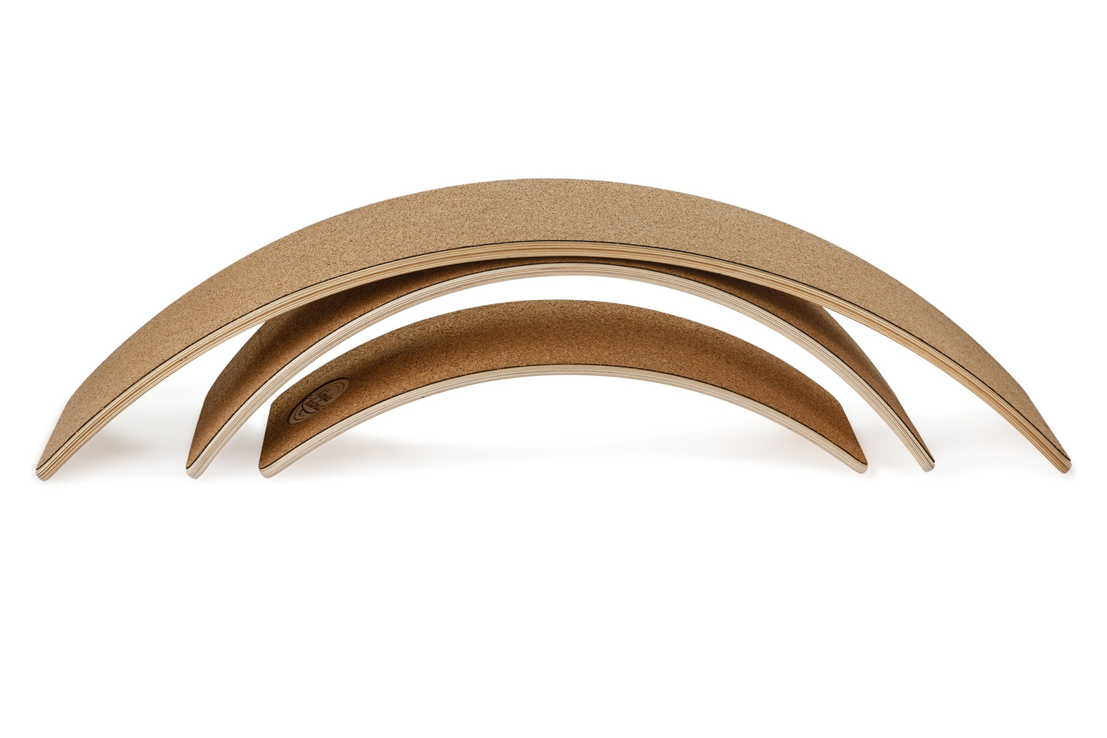 Предметный фотограф в Санкт-Петербурге. Студийная фотосессия для рекламы. Фото для маркетплейс. Профессиональный фотограф Сергей Пушкин. Фотосъёмка на белом фоне СПб. Фотограф обтравок. Фотосъемка для сайта и каталога. Фото спорттоваров. Балансборд.