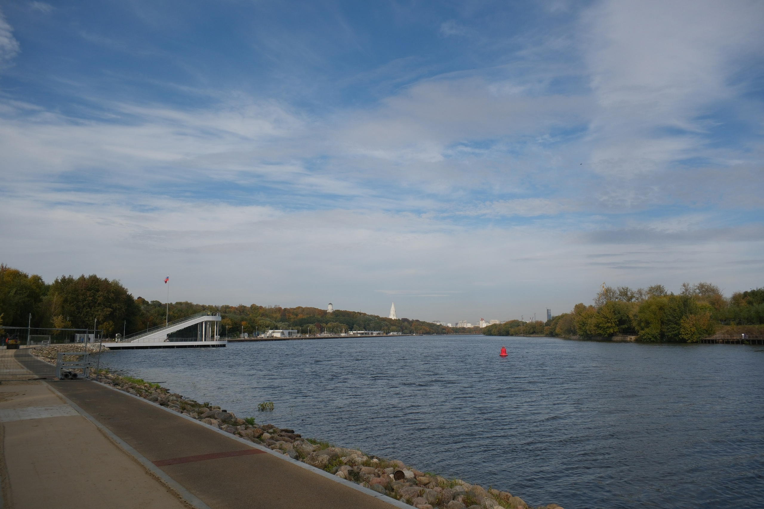 Коломенское 04.10.2025. Улица, люди, жизнь…