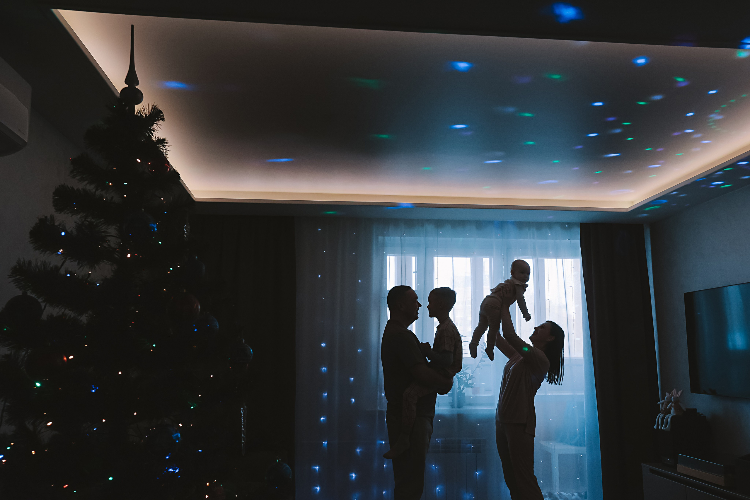 Дома. Семейный фотограф Тюмень, фотограф на роды Салмина Мария