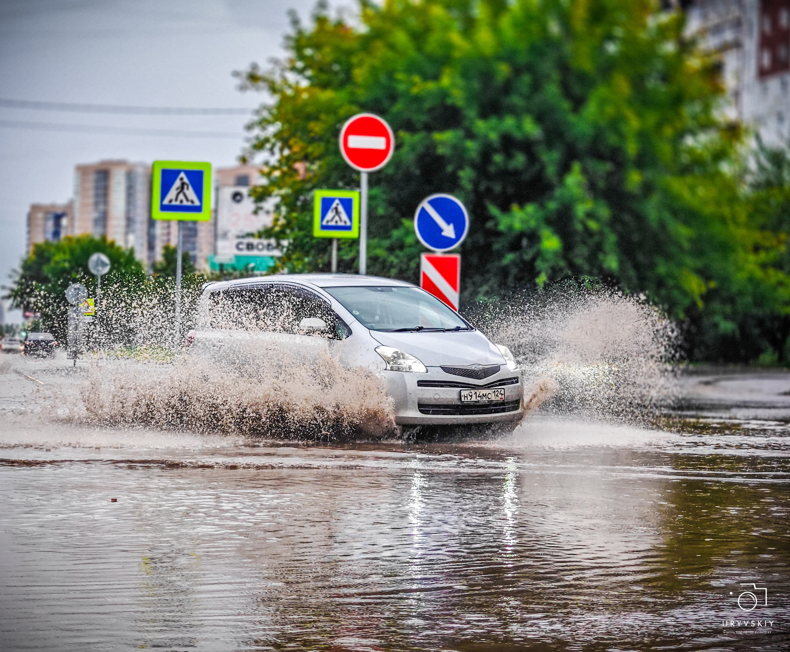 Брызги. Игорь Урывский. Фотограф Красноярск