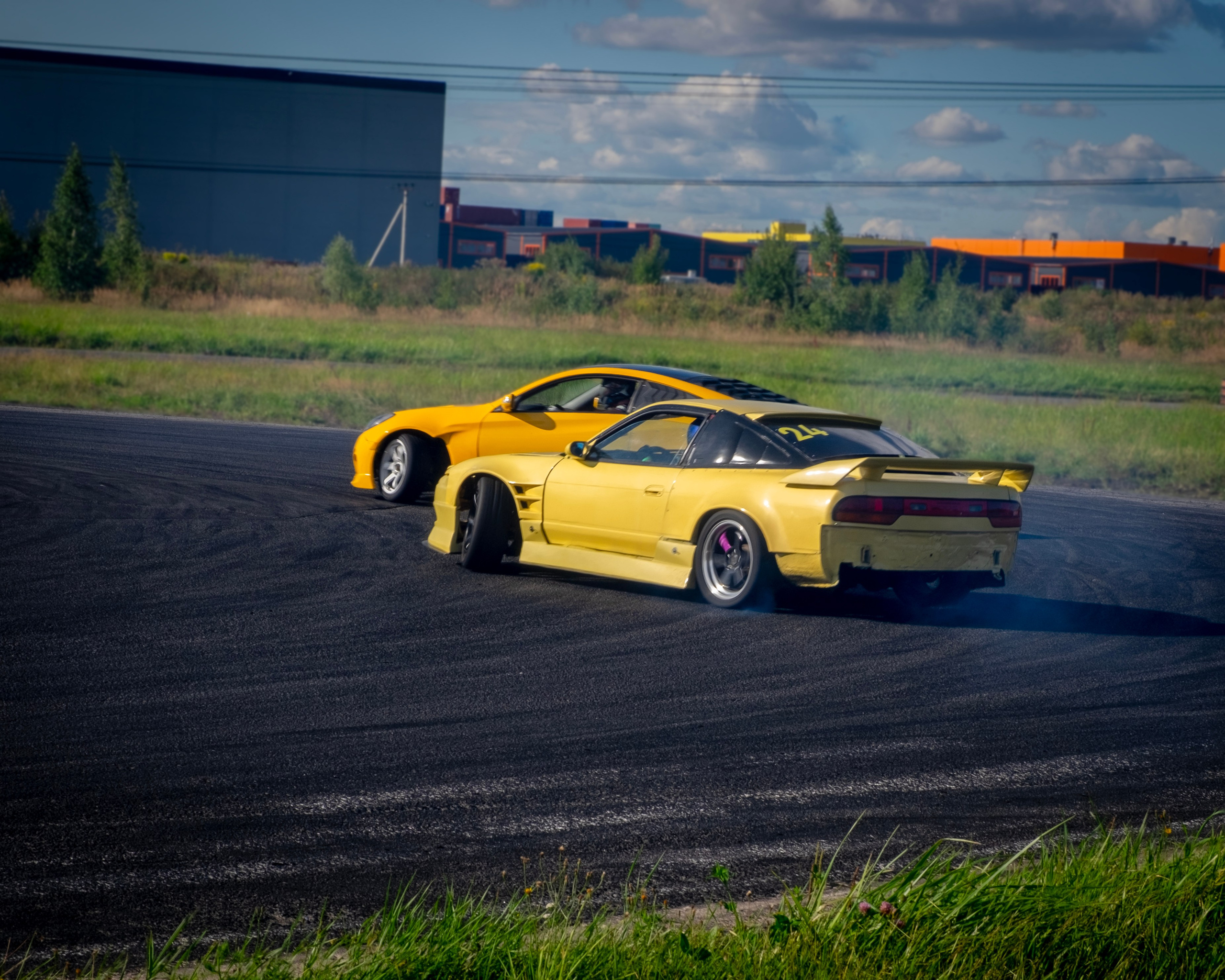 AUTODROM FEST. Автомобильные фотографии и рисунки в Санкт-Петербурги Пашков Дмитрий