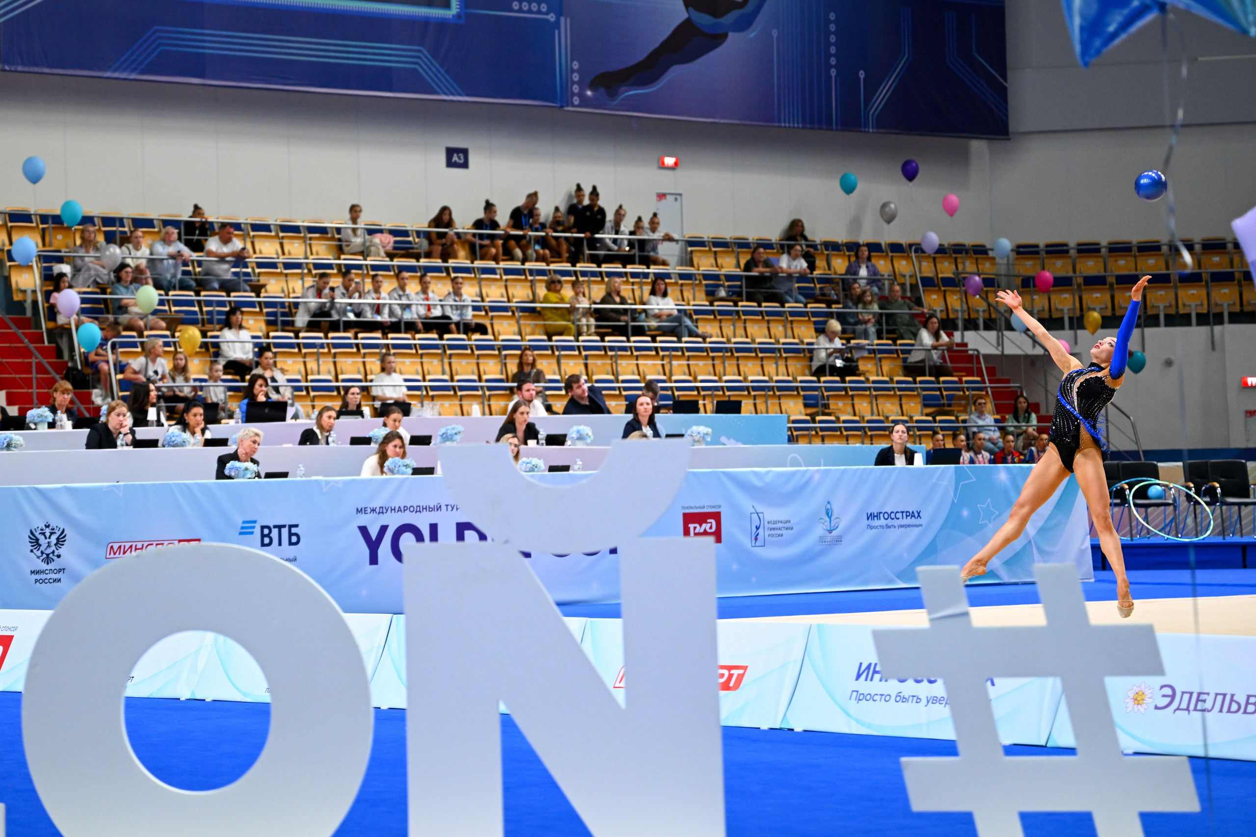 Фотограф художественной гимнастики в Казани. Спортивный и репортажный фотограф в Казани Вячеслав Сатонин