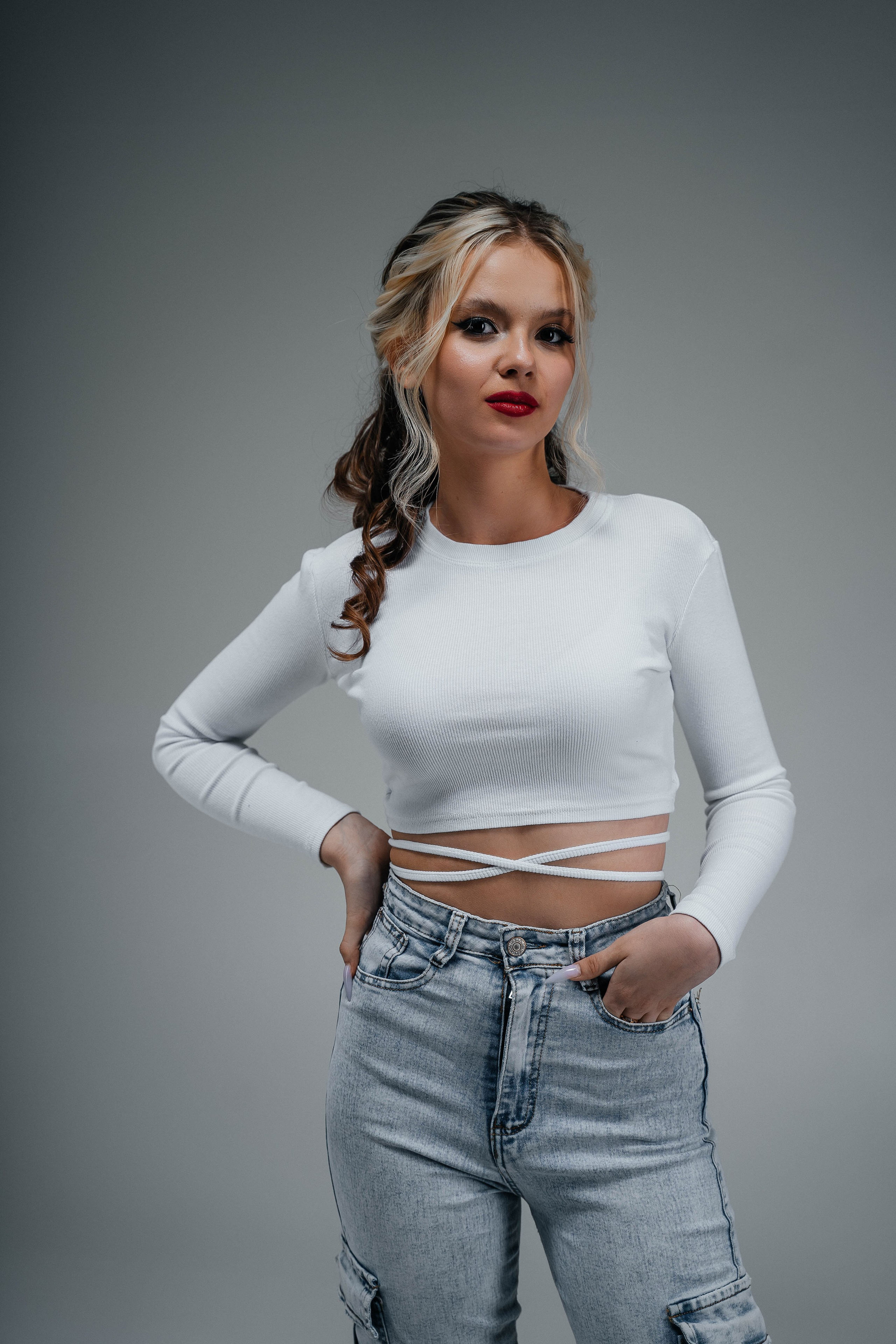 Студийный минимализм. Виктория Алпеева — фотограф по любви