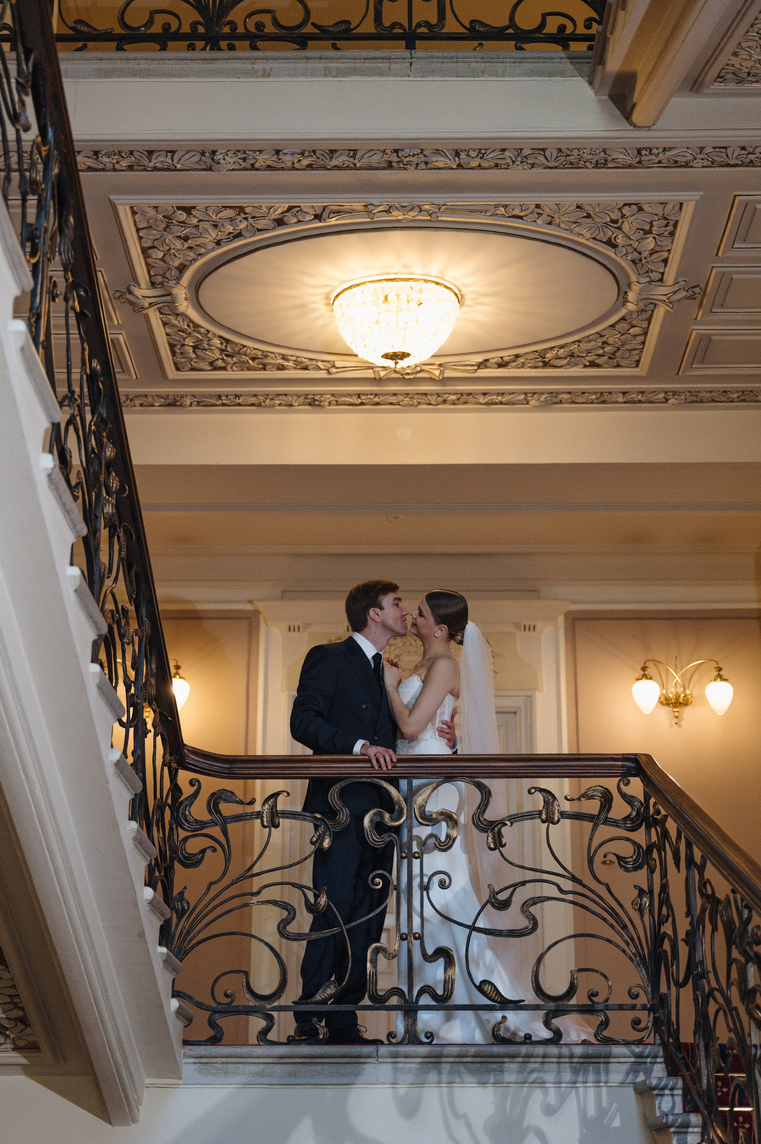 Дмитрий и Луиза. Гостиница Националь и ресторан Белуга. Свадебный фотограф Москва и Санкт-Петербург. Анастасия Чудина