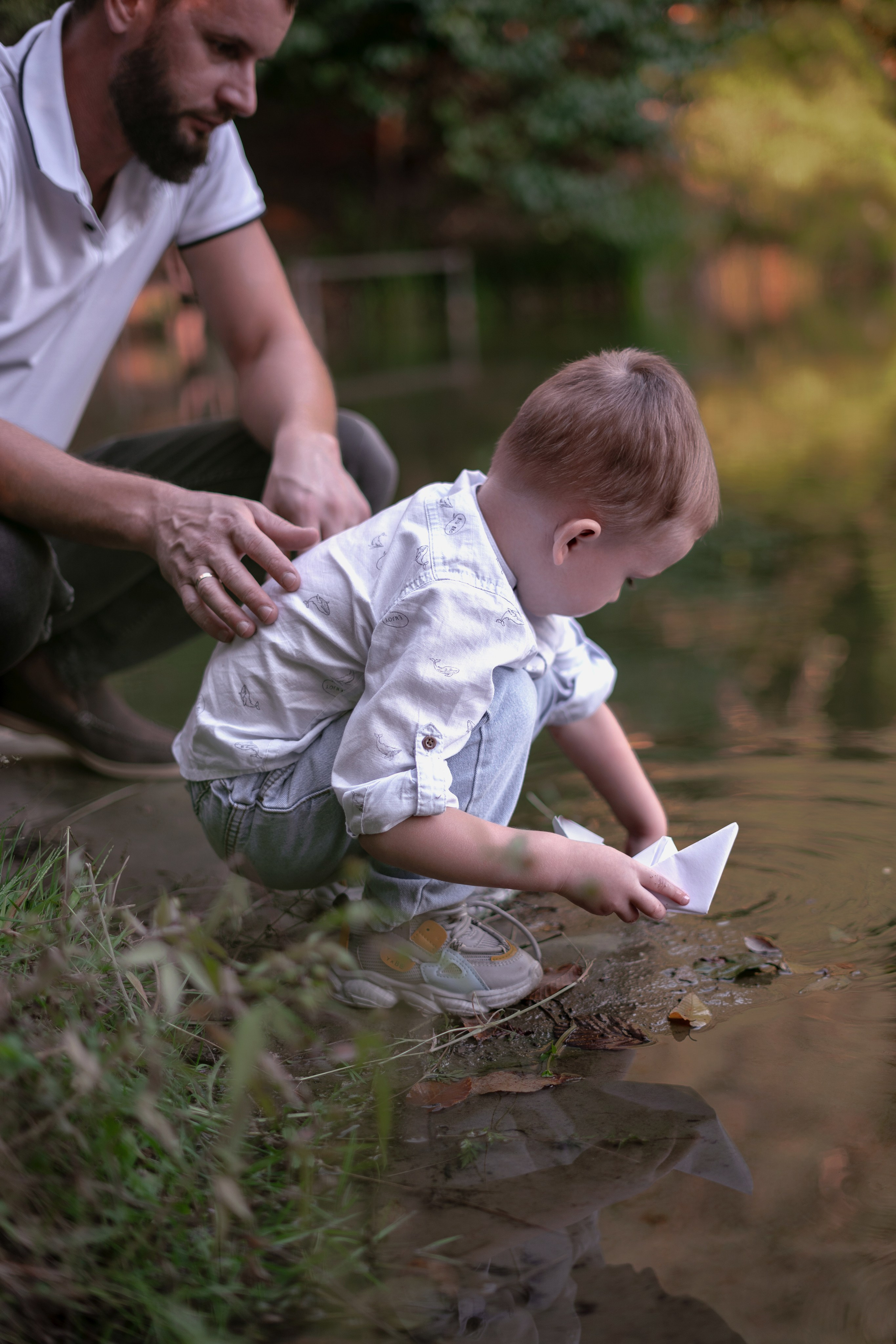 Семейная фотосессия в лесу у озера. Профессиональный Фотограф в Сочи Марина Ситкина