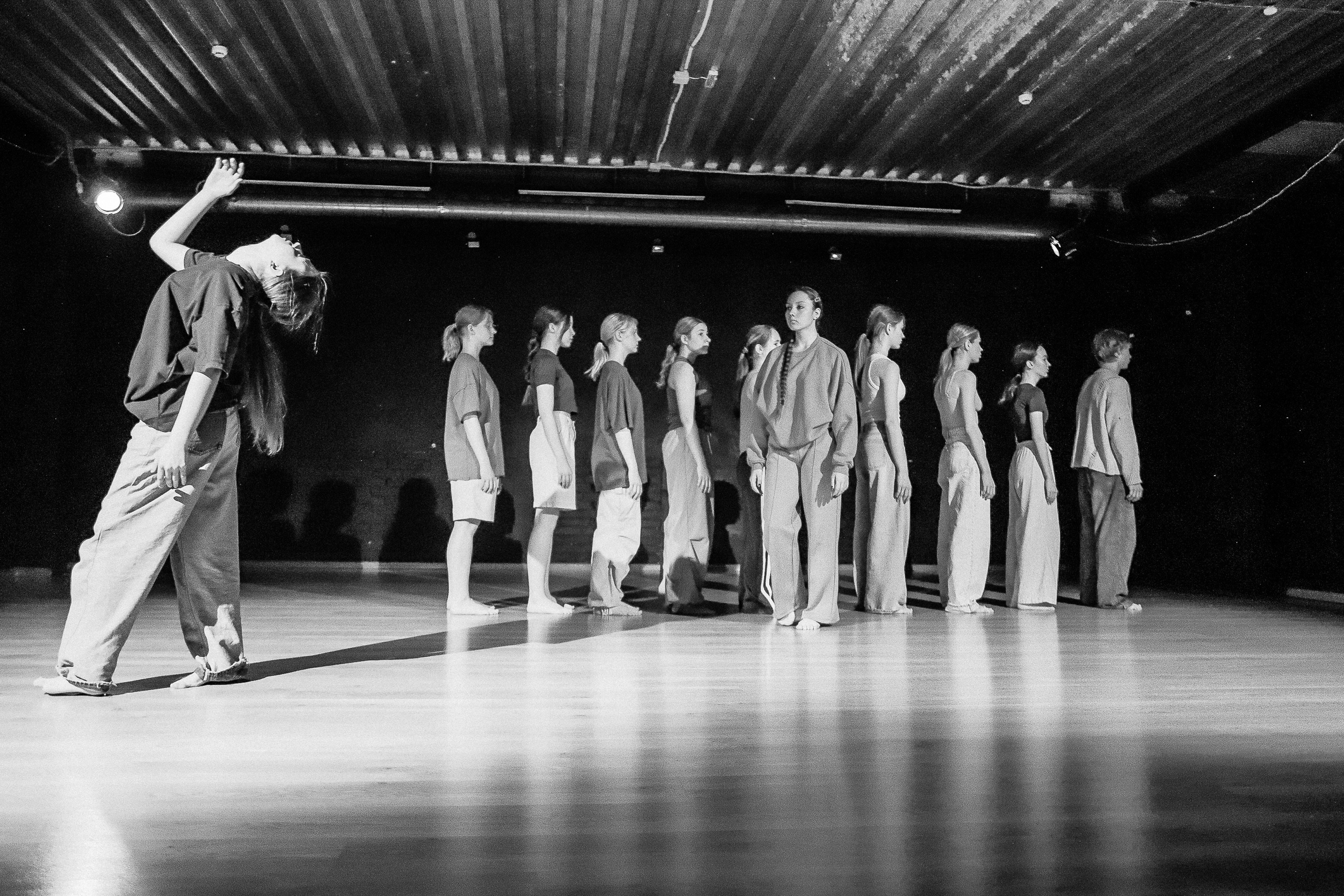 Современный показ Подземка. Небесные ласточки. Фотограф Юлия Мальцева