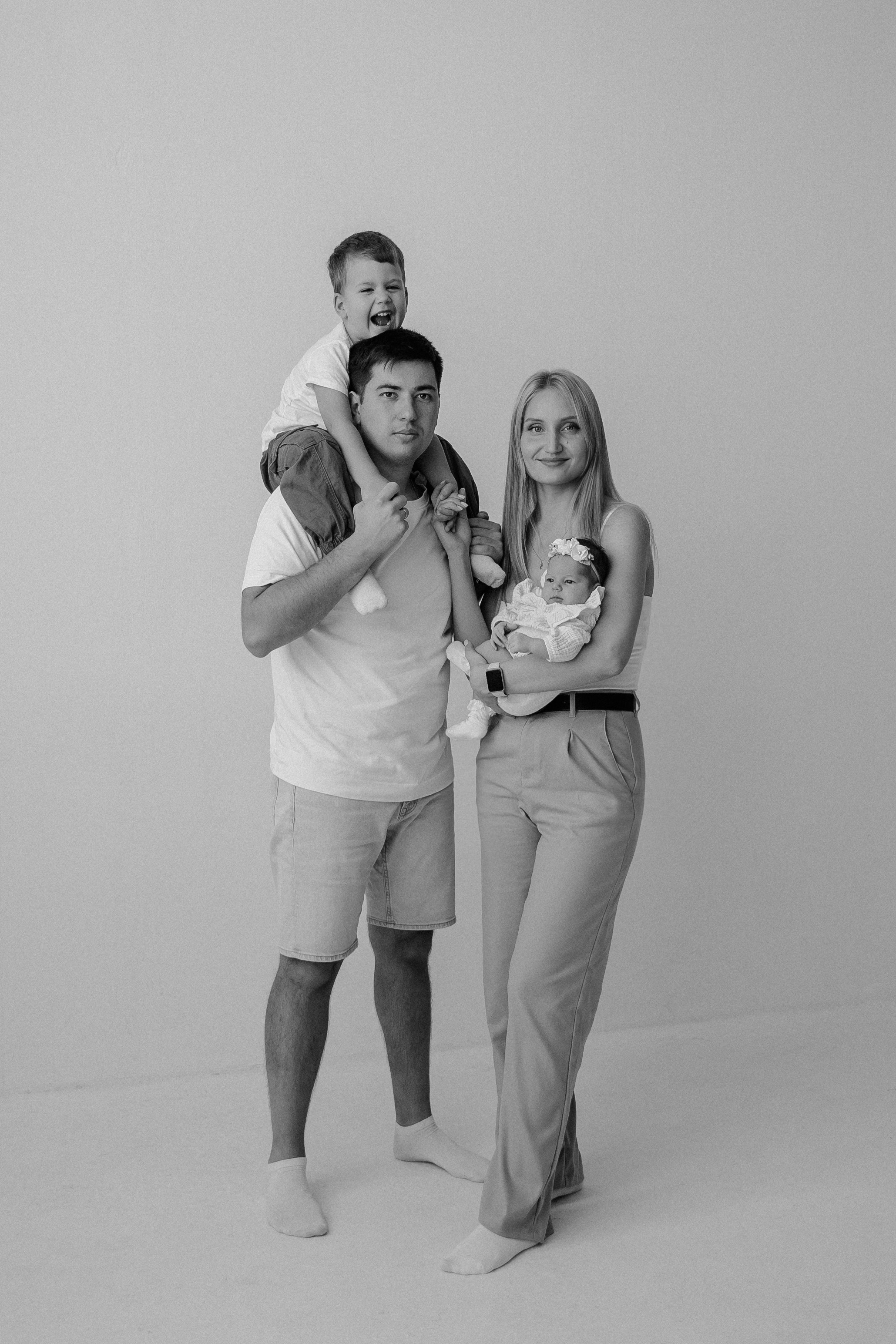 Слава+Настя+Тимур+Марина. Свадебный и семейный фотограф в Волгограде Галина Микитинская