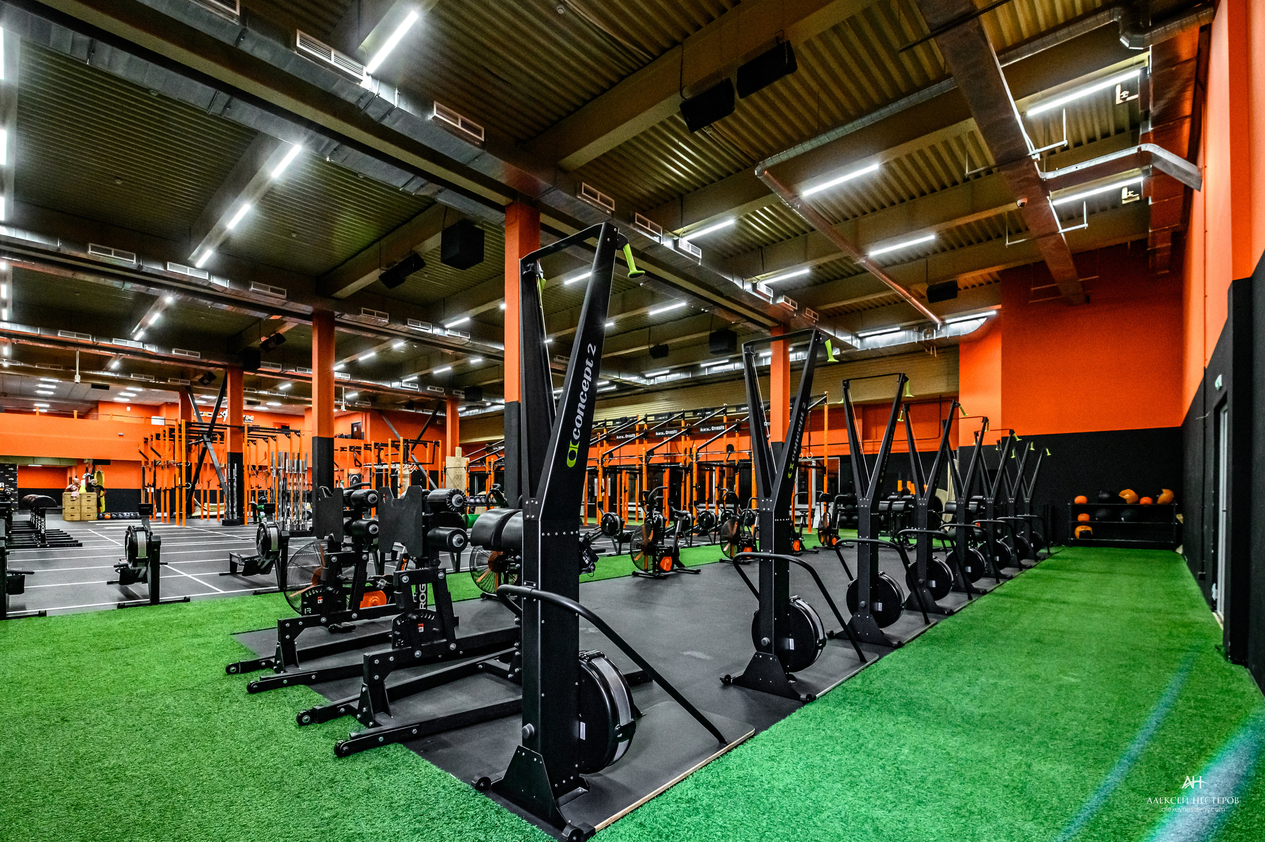 Тренажерные залы. Спортивный фитнес фотограф Алексей Нестеров