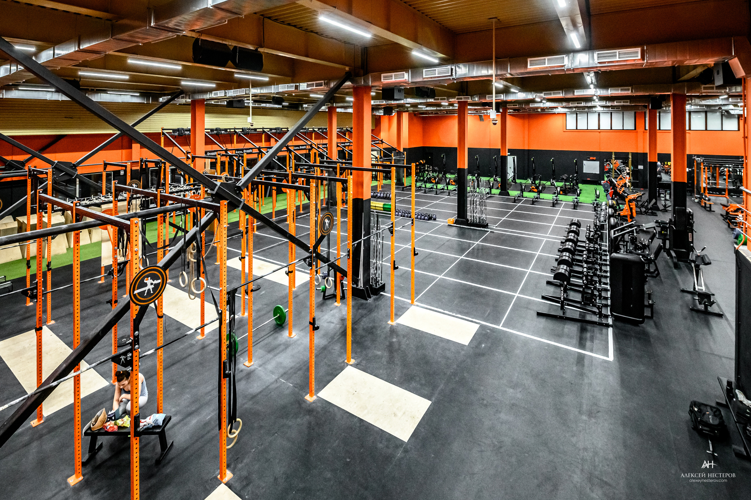 Тренажерные залы. Спортивный фитнес фотограф Алексей Нестеров