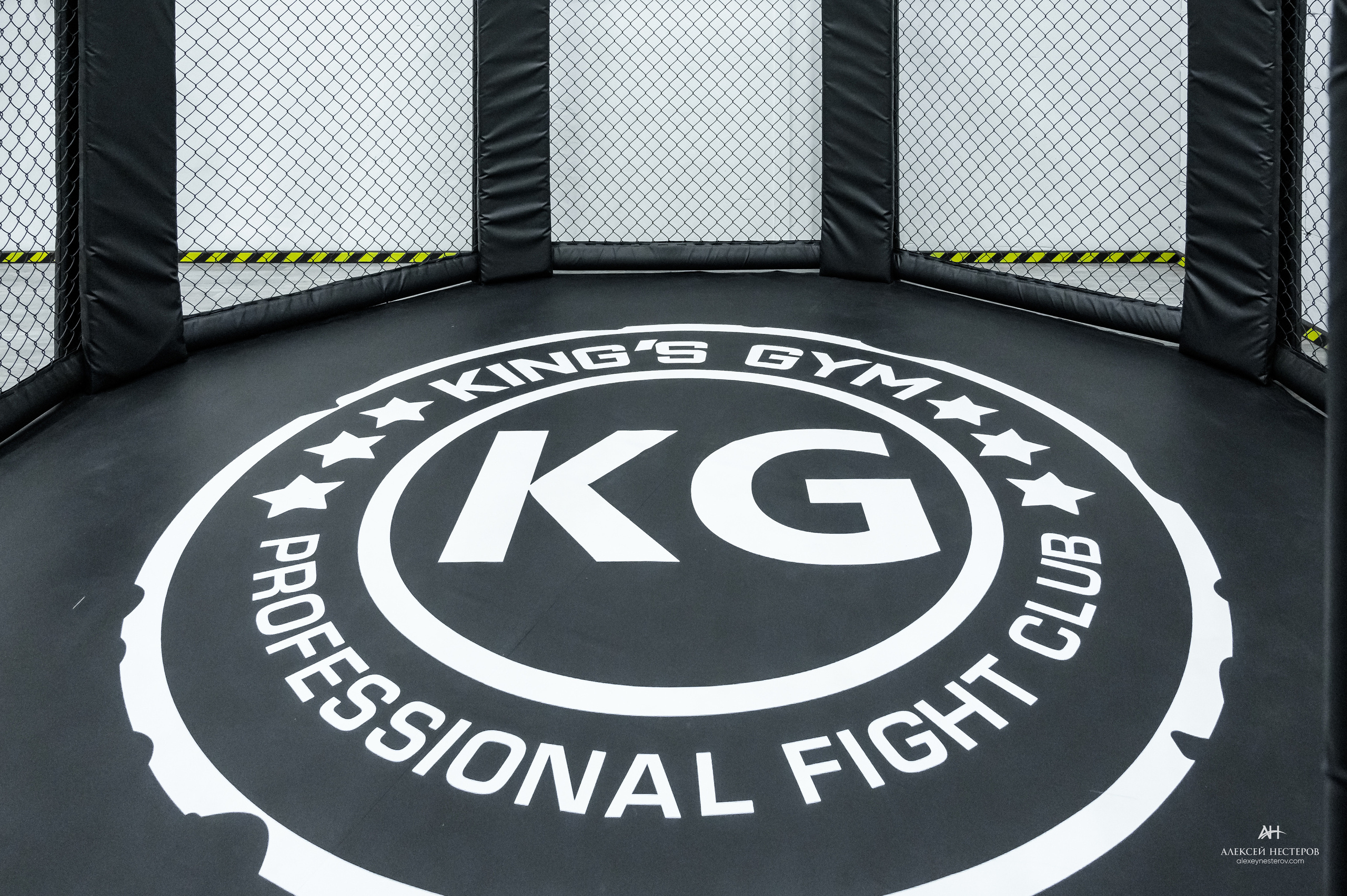 Тренажерные залы. Спортивный фитнес фотограф Алексей Нестеров