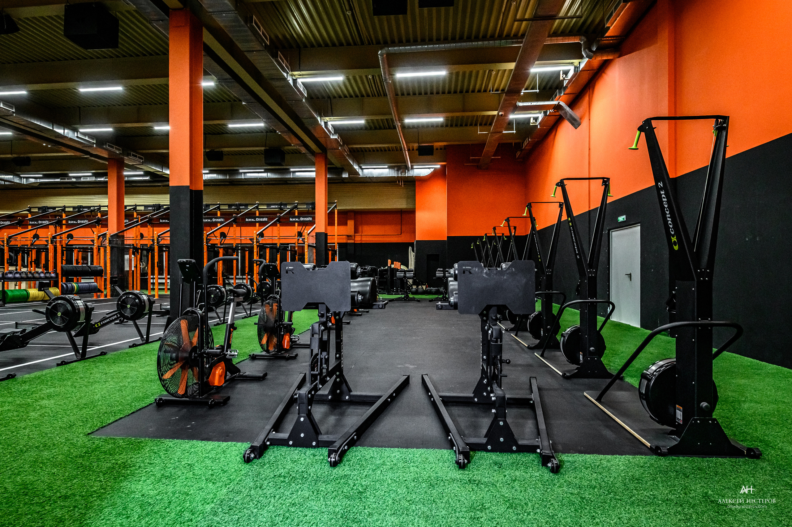 Тренажерные залы. Спортивный фитнес фотограф Алексей Нестеров
