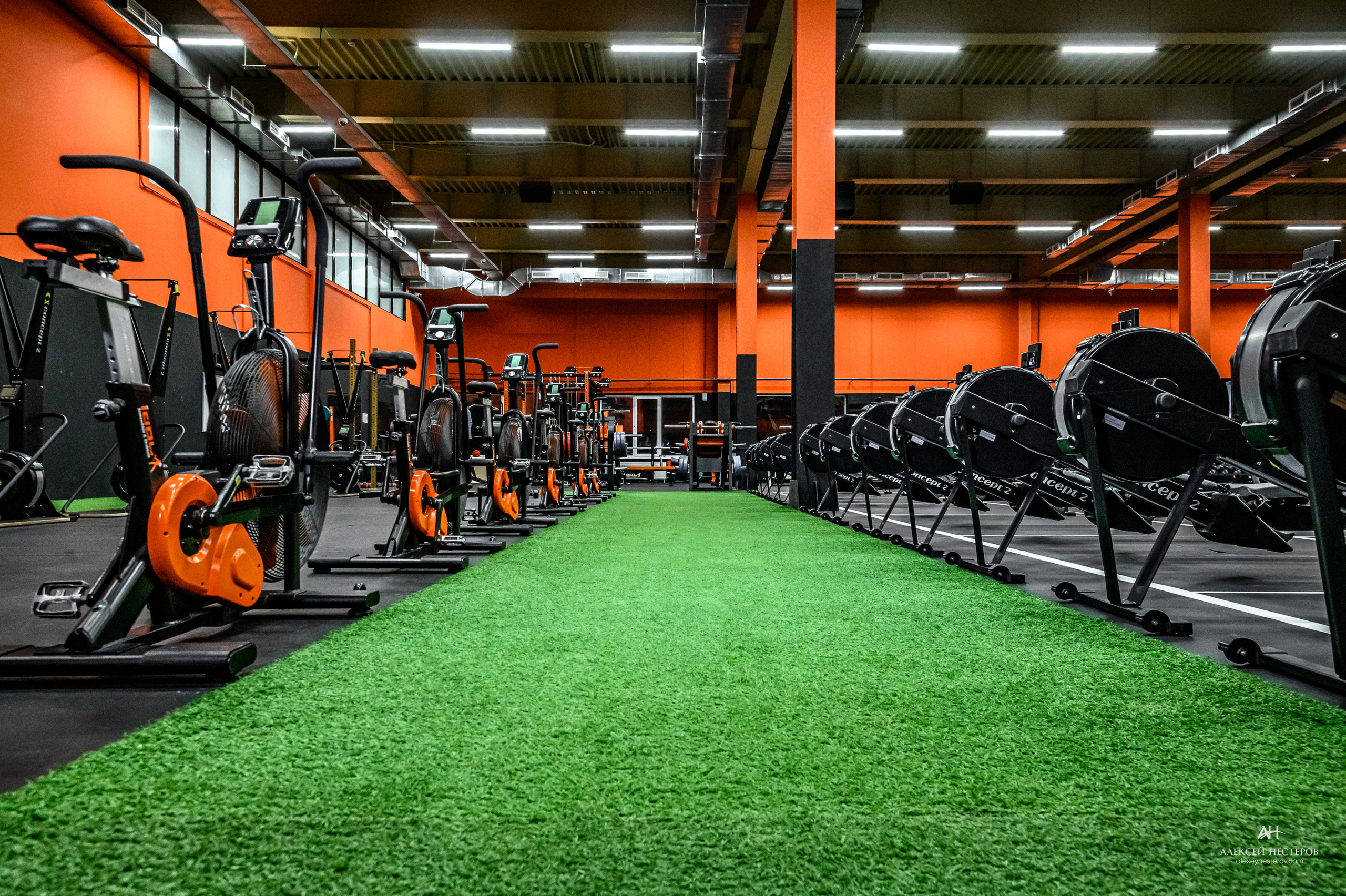Тренажерные залы. Спортивный фитнес фотограф Алексей Нестеров