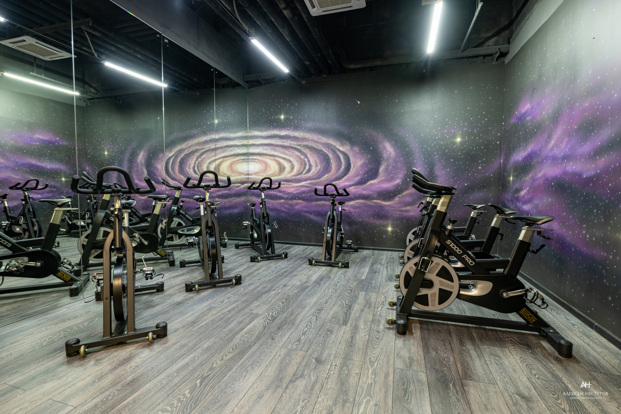 Тренажерные залы. Спортивный фитнес фотограф Алексей Нестеров