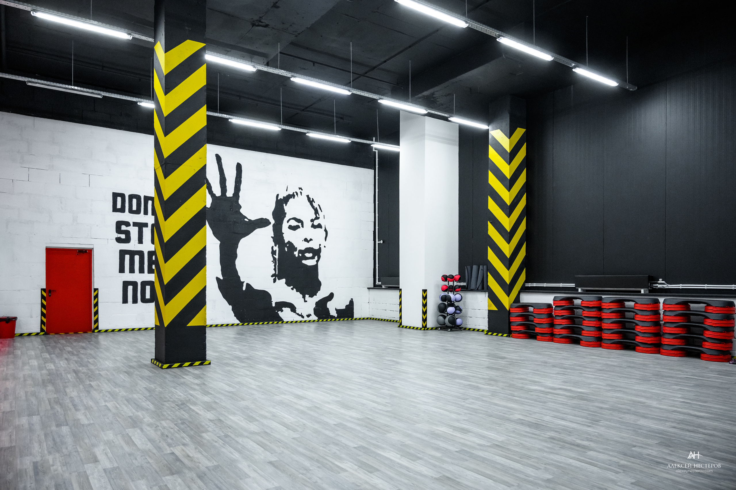 Тренажерные залы. Спортивный фитнес фотограф Алексей Нестеров