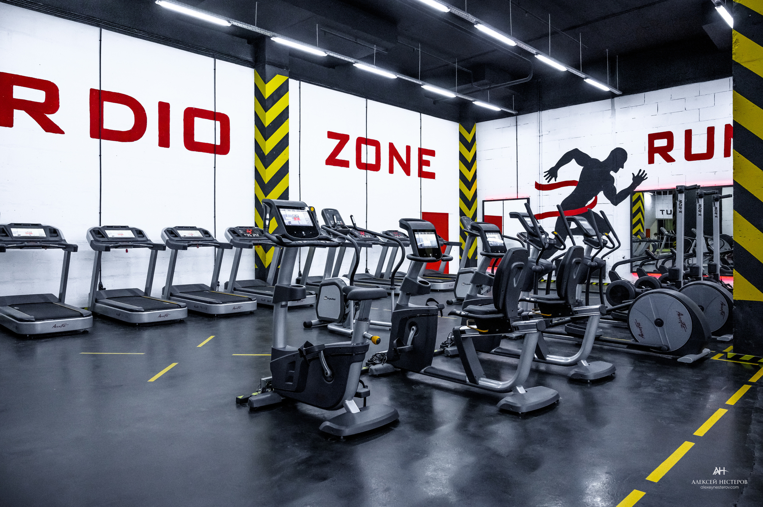 Тренажерные залы. Спортивный фитнес фотограф Алексей Нестеров