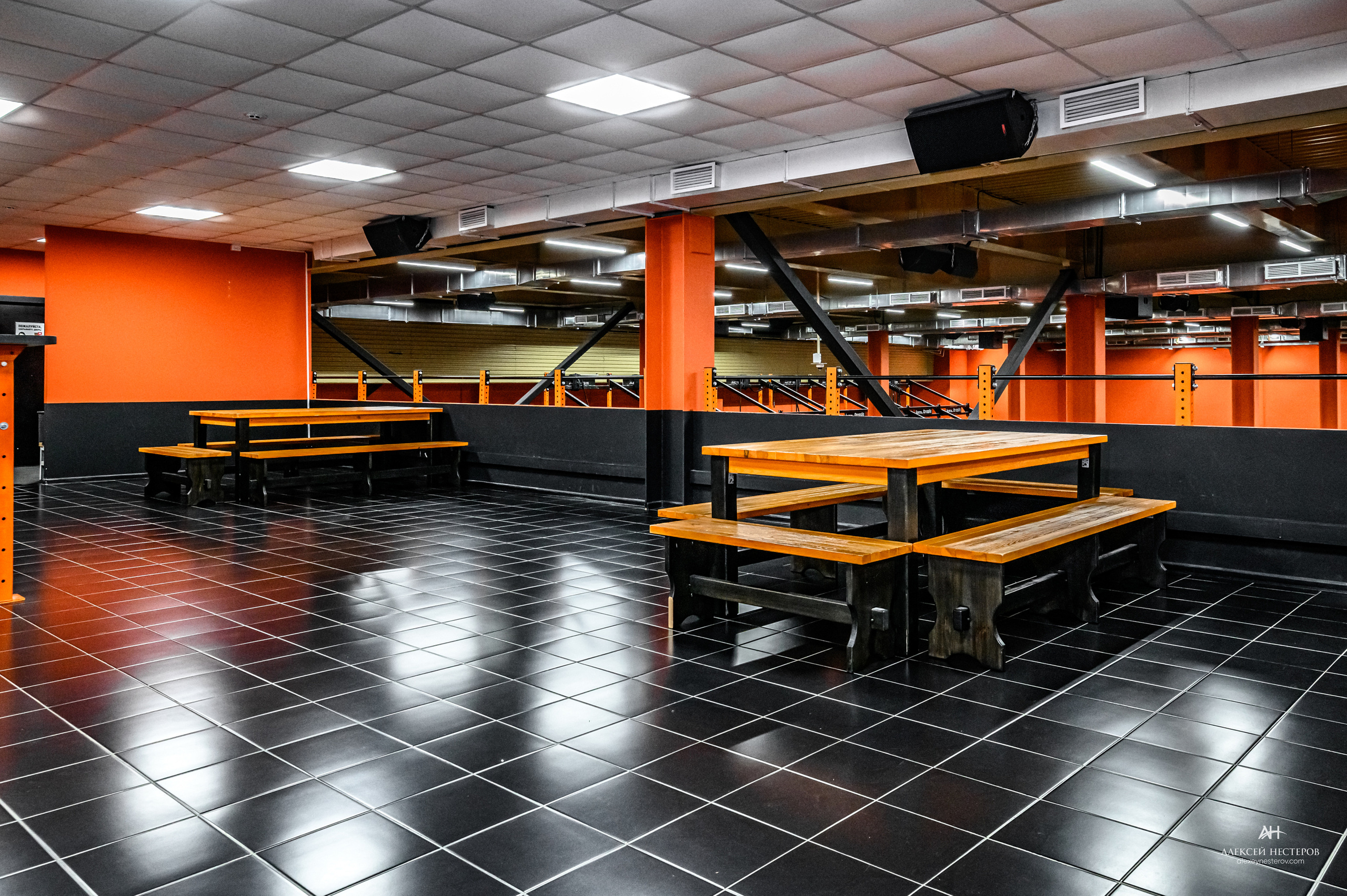 Тренажерные залы. Спортивный фитнес фотограф Алексей Нестеров
