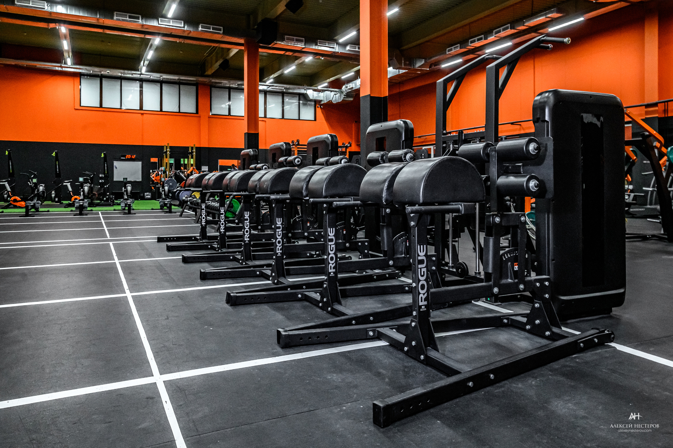 Тренажерные залы. Спортивный фитнес фотограф Алексей Нестеров