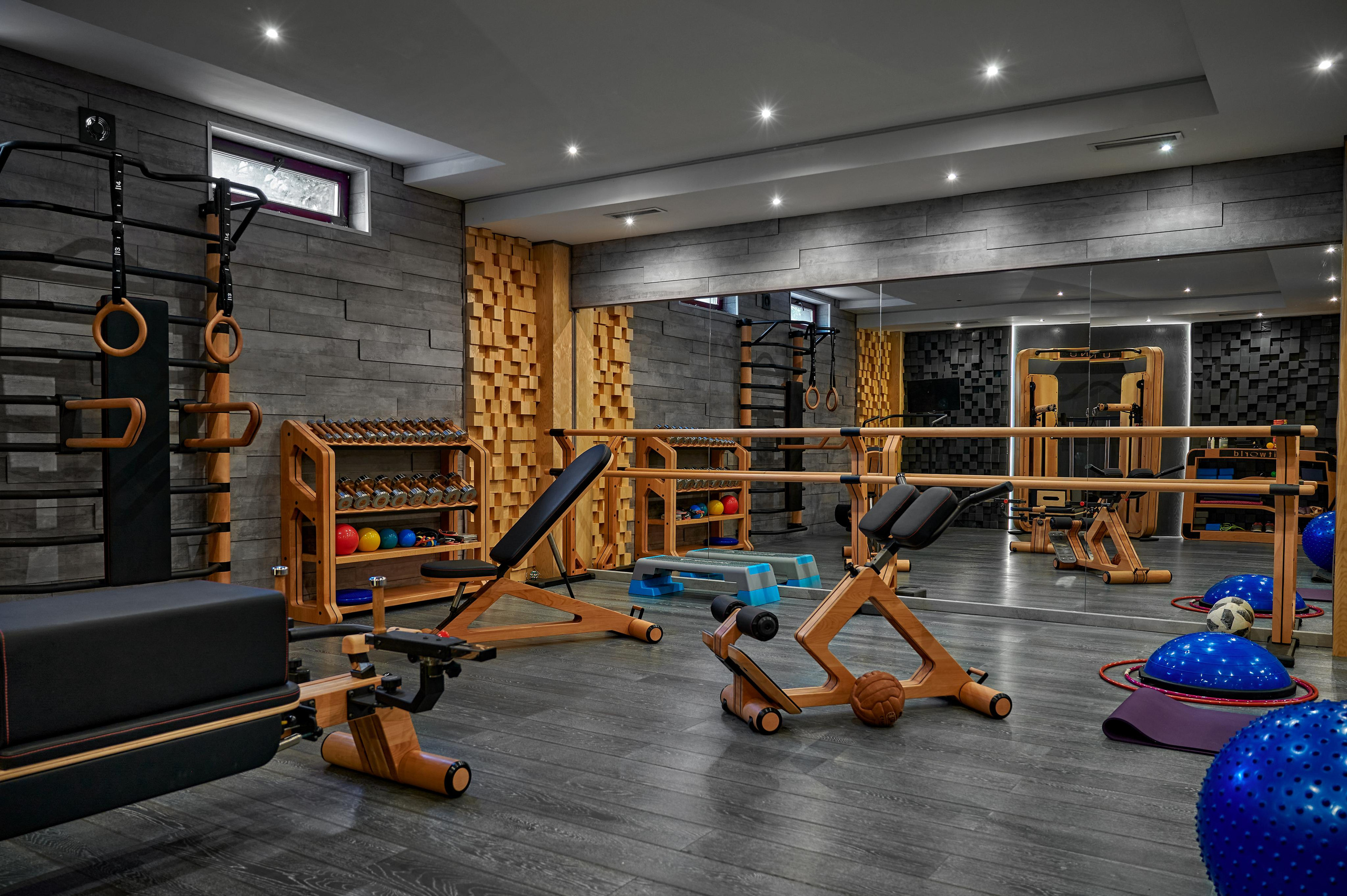 Частный спортзал. Спортивный фитнес фотограф Алексей Нестеров