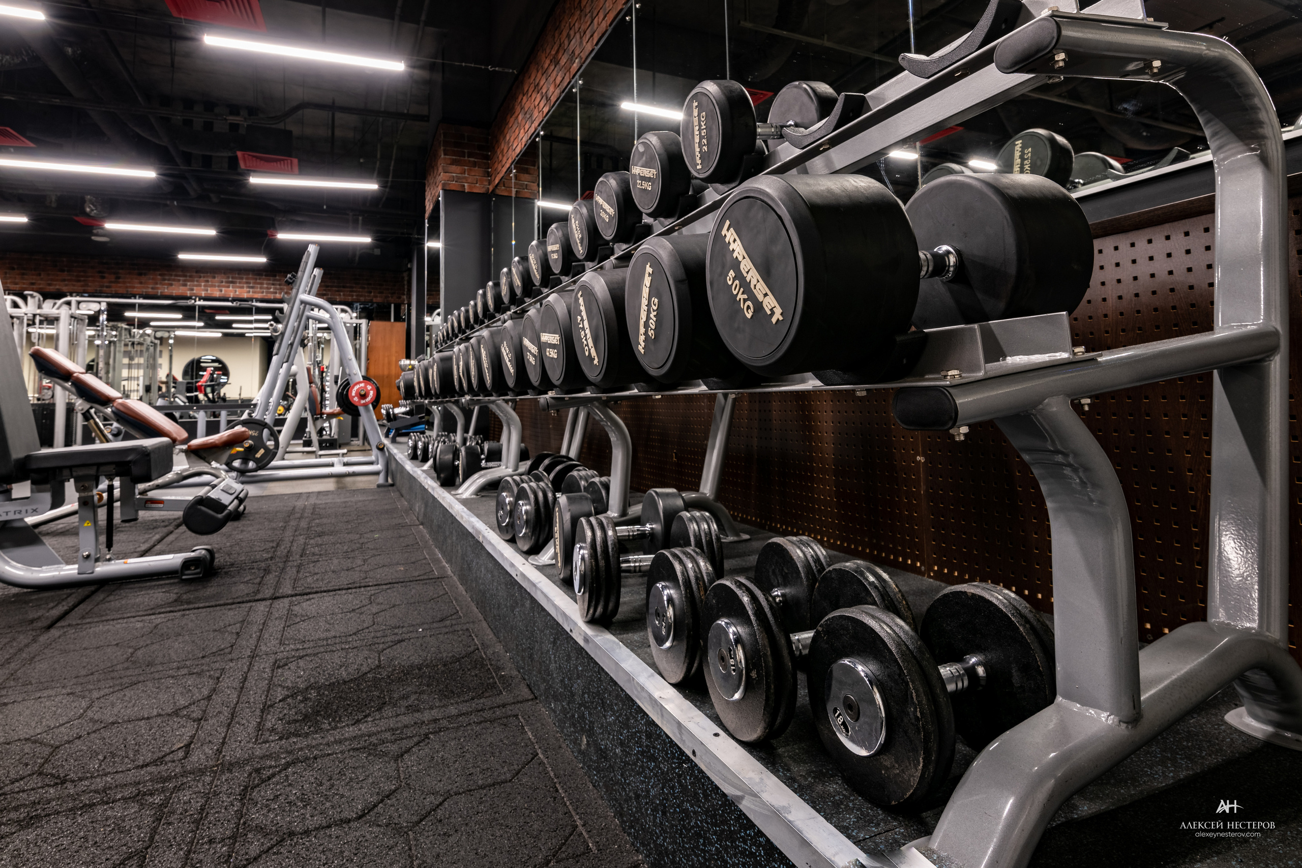 Тренажерные залы. Спортивный фитнес фотограф Алексей Нестеров