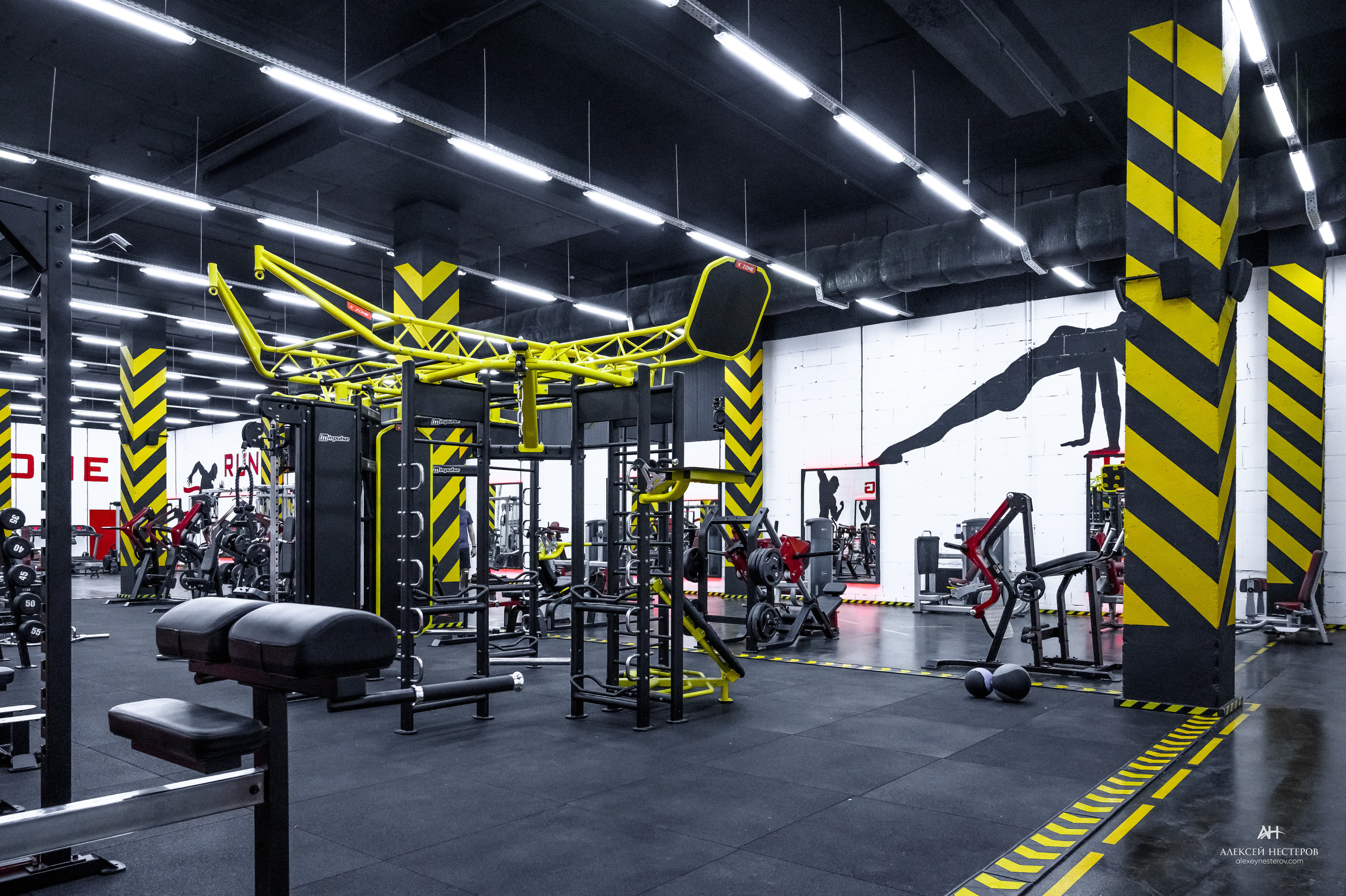 Тренажерные залы. Спортивный фитнес фотограф Алексей Нестеров