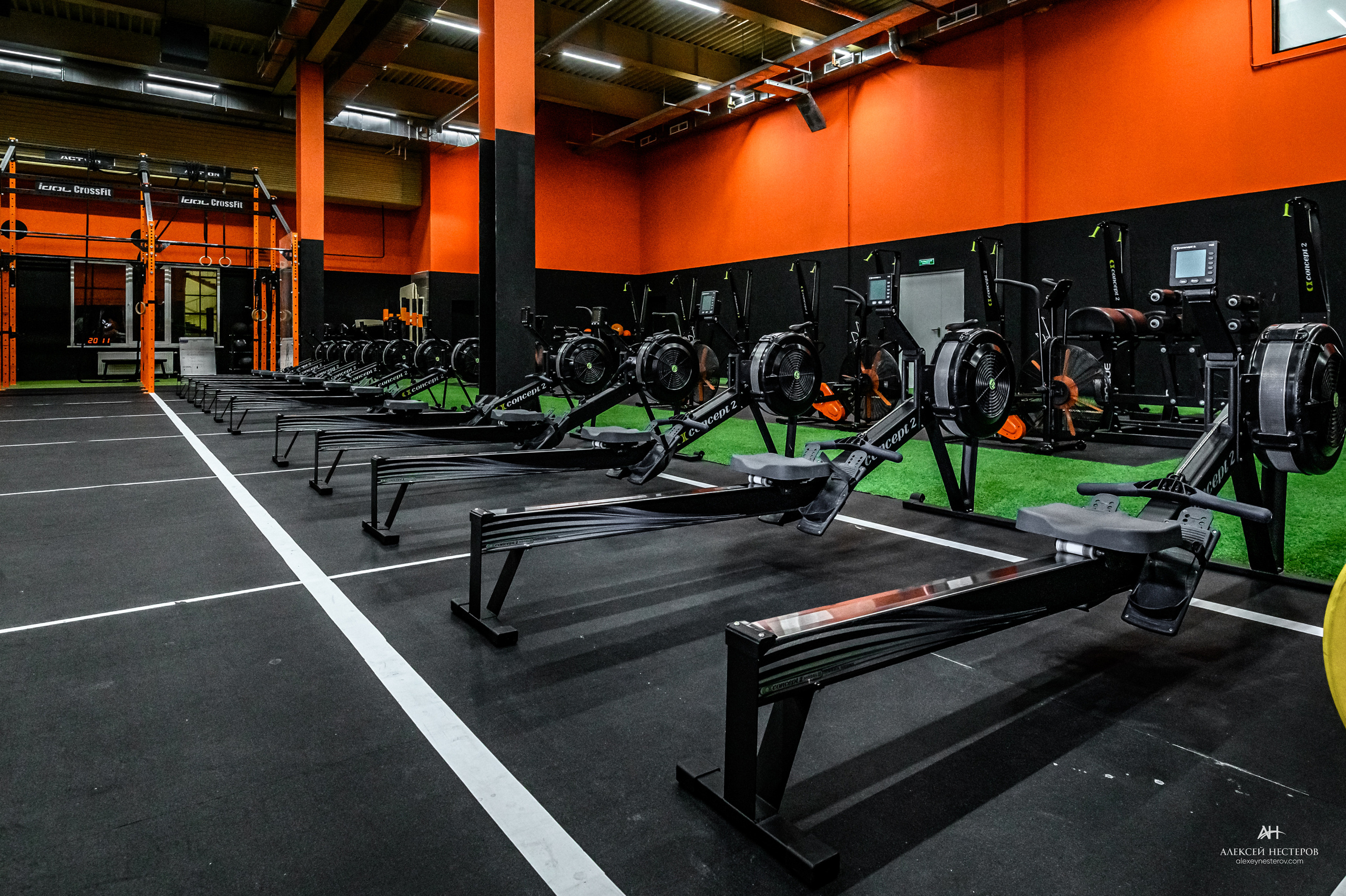Тренажерные залы. Спортивный фитнес фотограф Алексей Нестеров