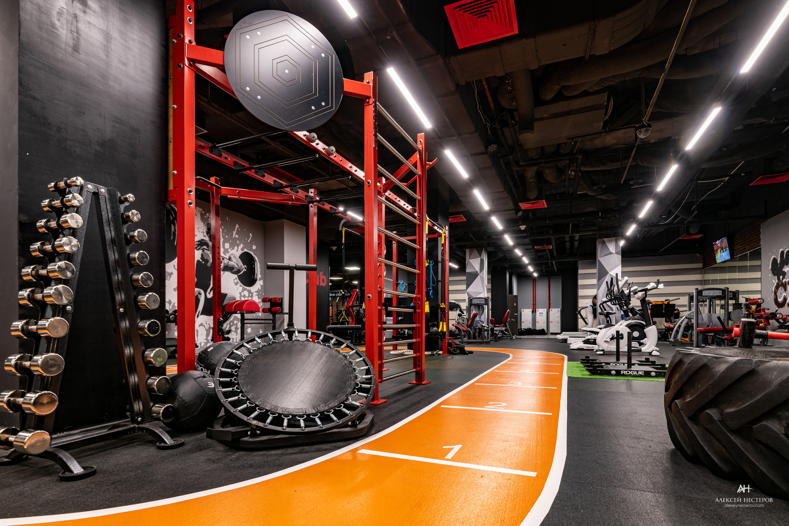 Тренажерные залы. Спортивный фитнес фотограф Алексей Нестеров