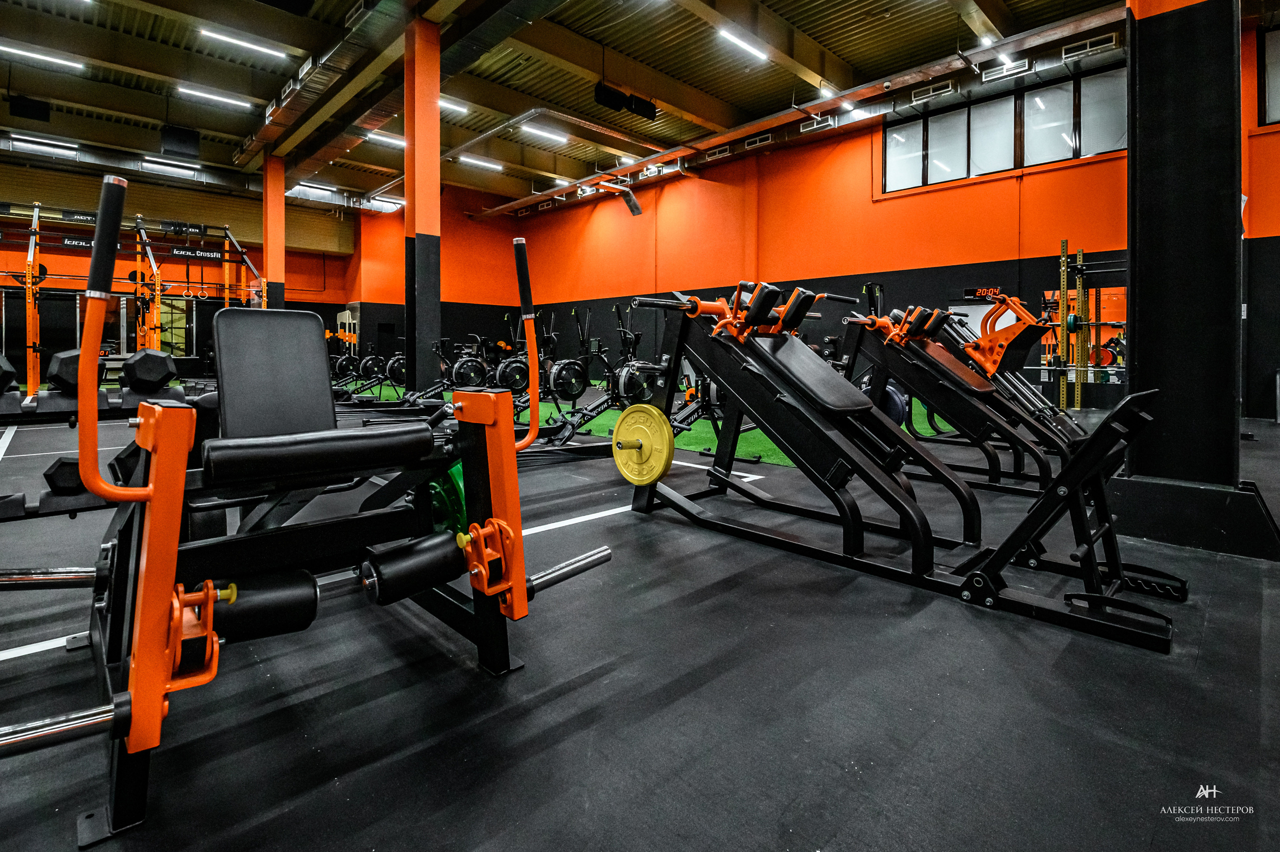 Тренажерные залы. Спортивный фитнес фотограф Алексей Нестеров