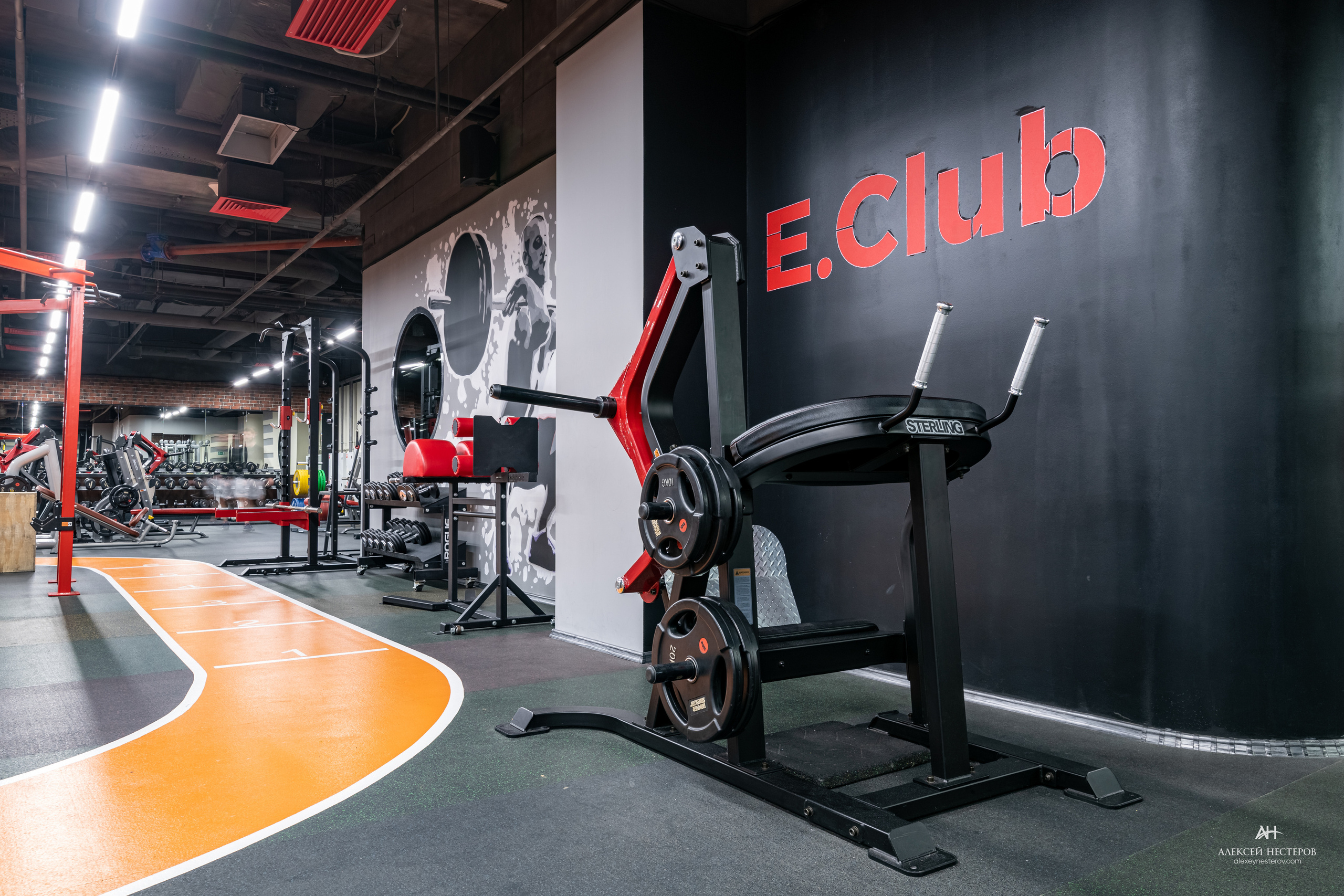 Тренажерные залы. Спортивный фитнес фотограф Алексей Нестеров