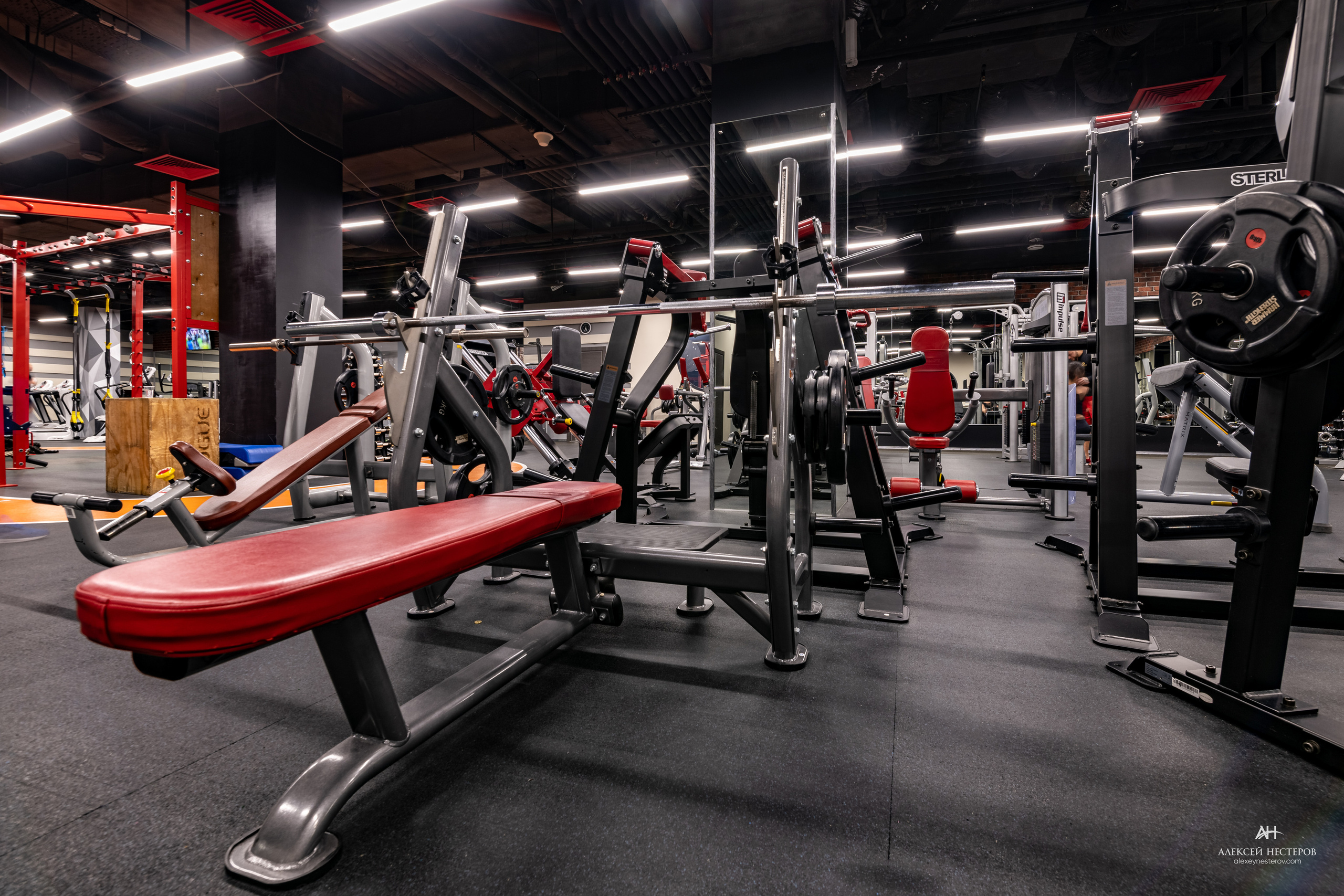Тренажерные залы. Спортивный фитнес фотограф Алексей Нестеров