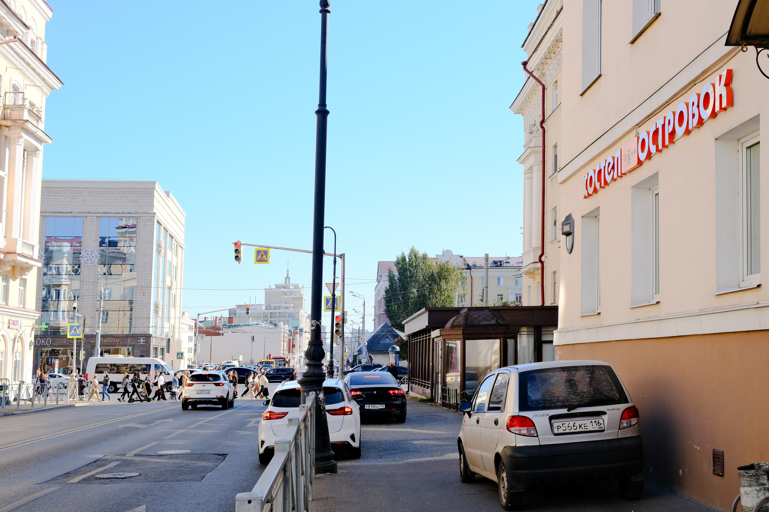 Съемка для хостела. Фотограф на камеру и мобильная съемка в Казани Лидия