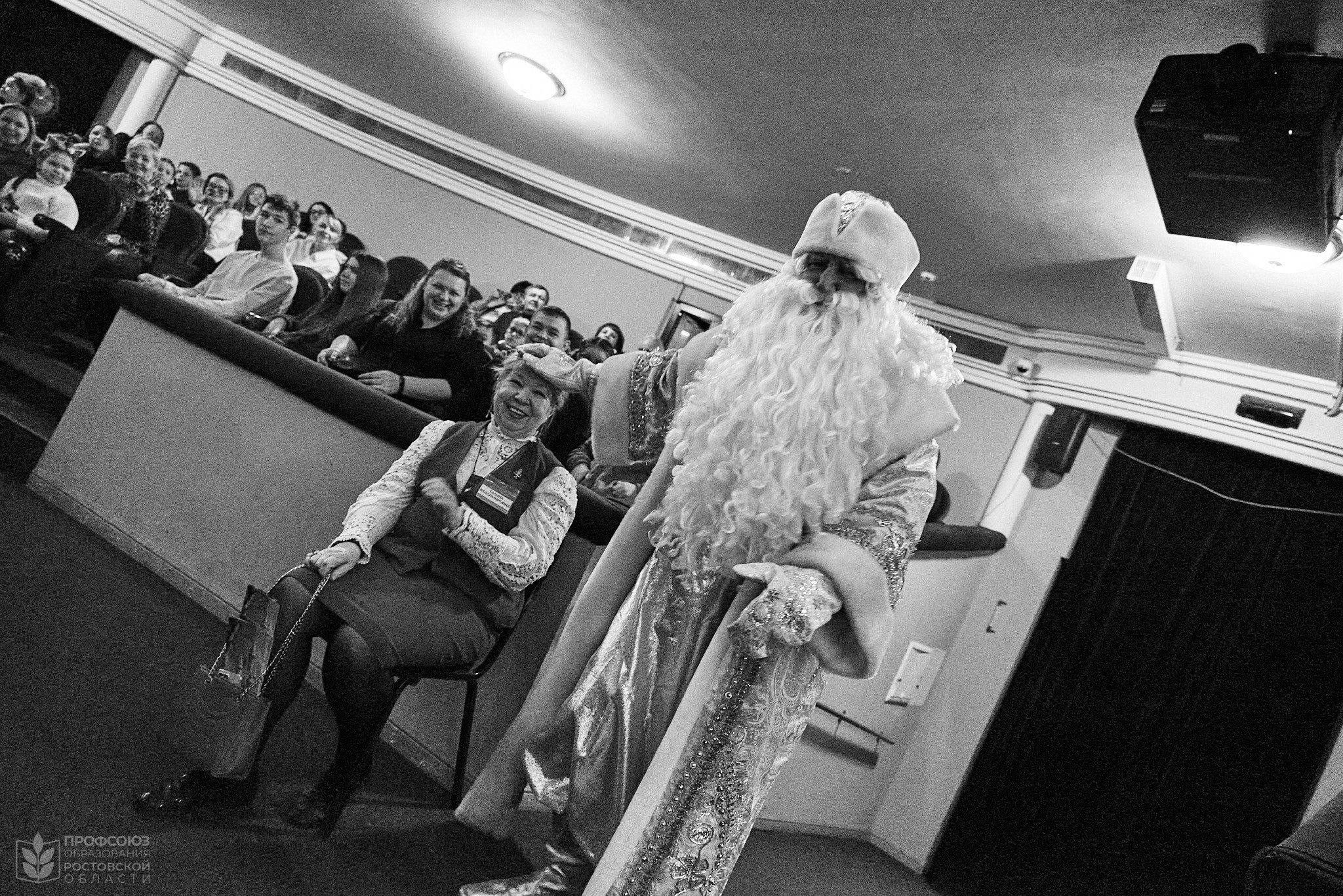 Детское мероприятие: профсоюзная елка в театре. Репортажный фотограф | Леонид Черков