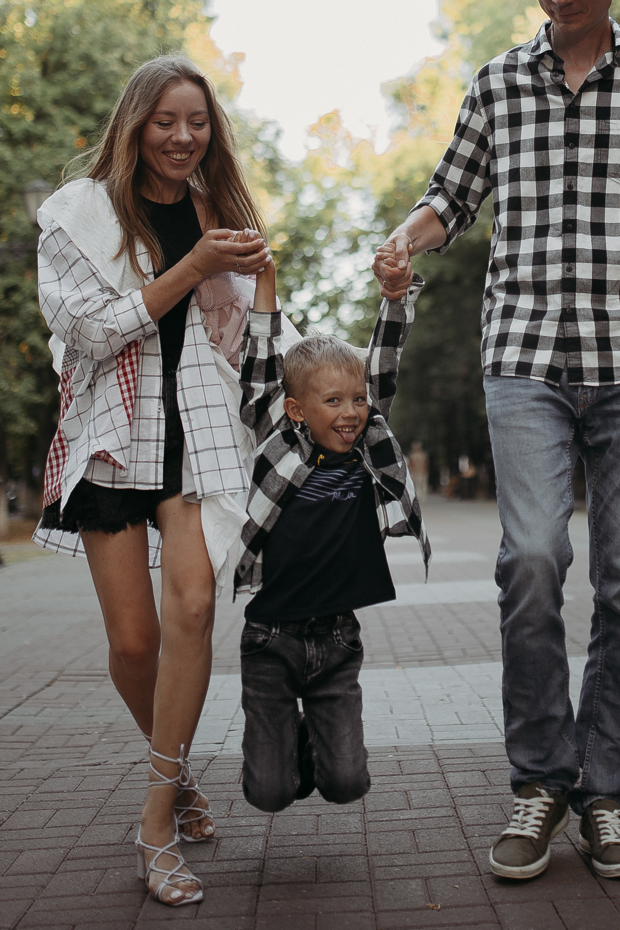 Городская прогулка. Семейный и домашний фотограф в Уфе Ирина Гарасюта