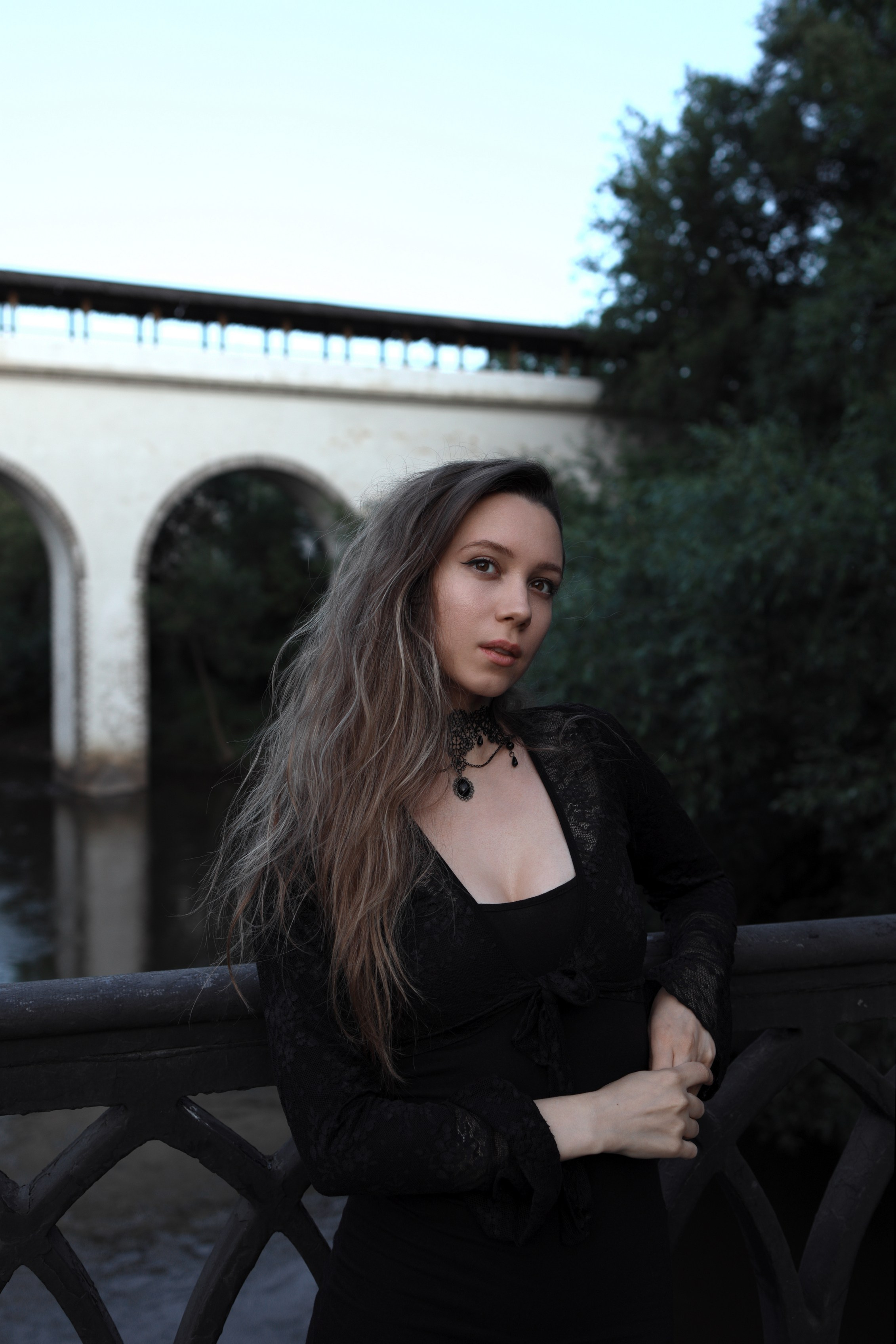 Becareful she has fangs/Aqueduct. Арт-фотограф. Coffelisk