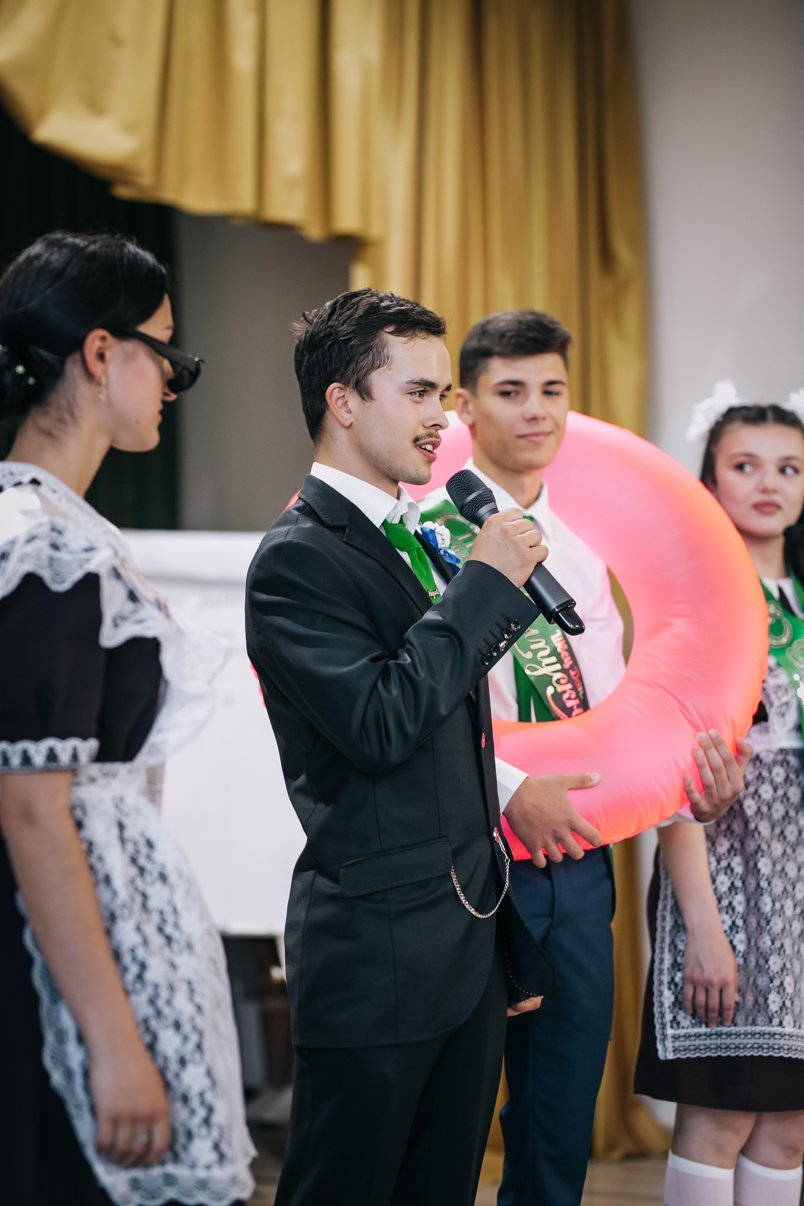 Последний звонок и выпускной. Фотограф в Крыму