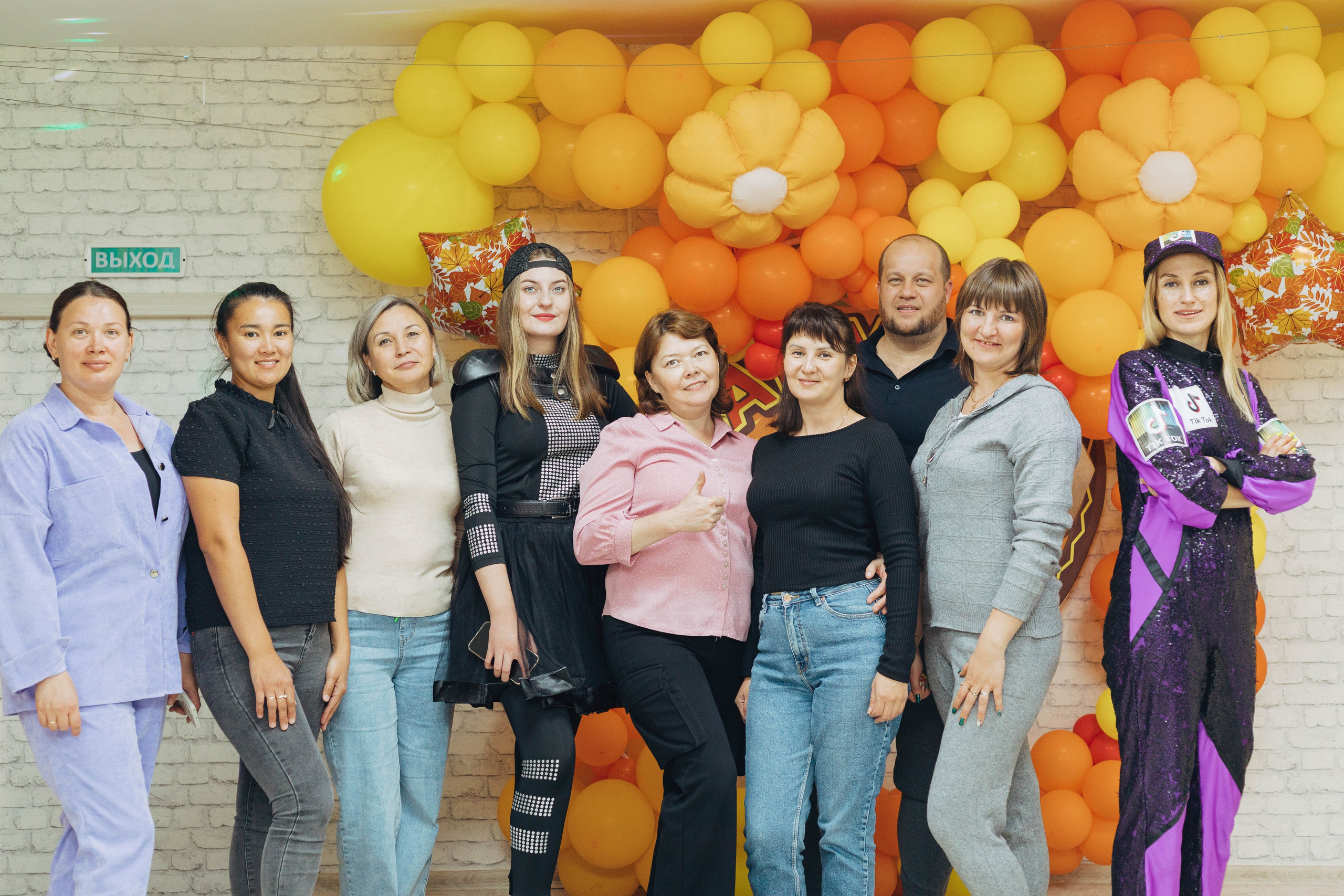 В стиле Уэнздей. Я Аракчеева Менслу — семейный и свадебный фотограф в Астрахани