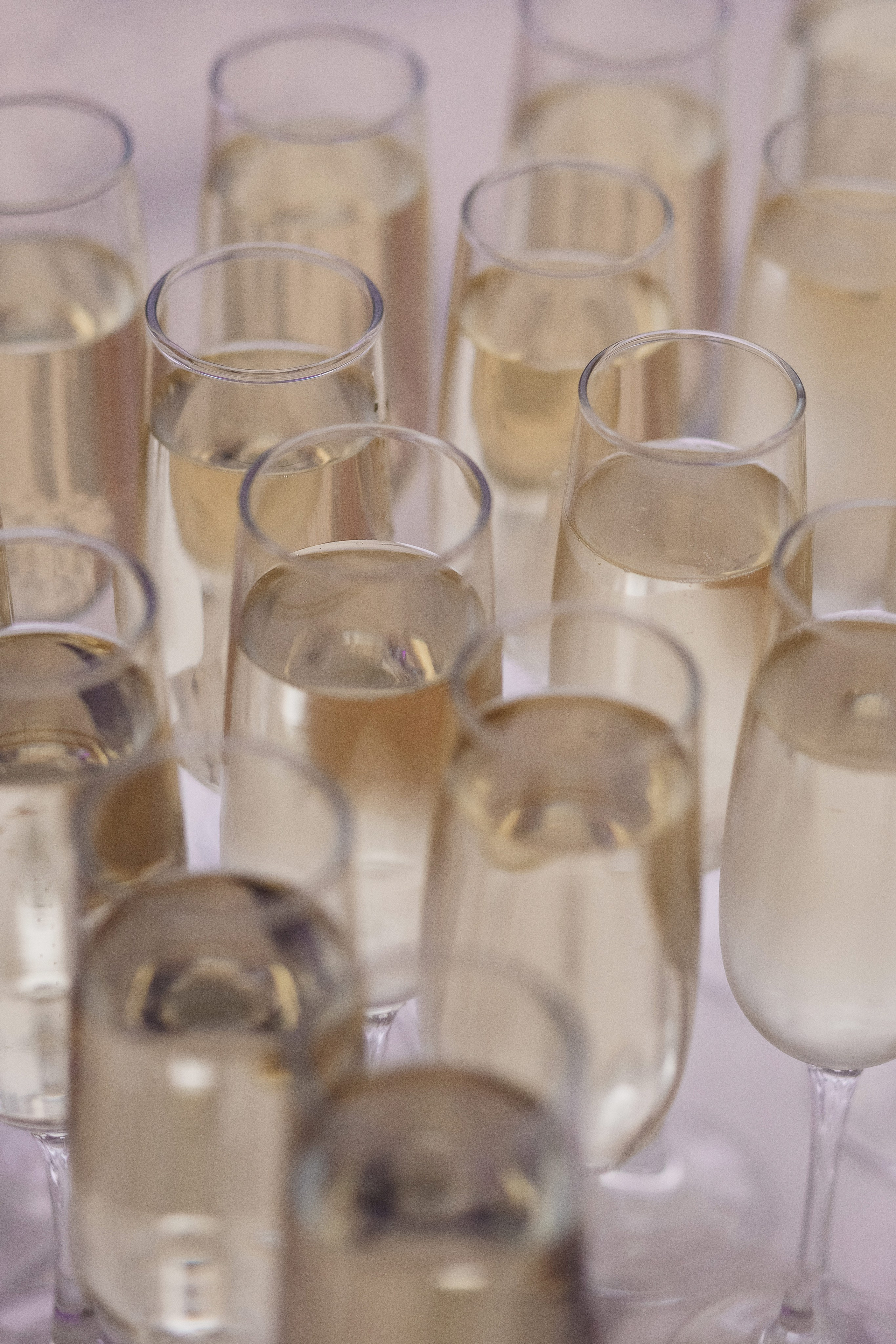 Романтические свадебные моменты Кирилла и Юли в Голден Хорс Таганрог. Свадебный и семейный фотограф в Таганроге Бакарюк Антон