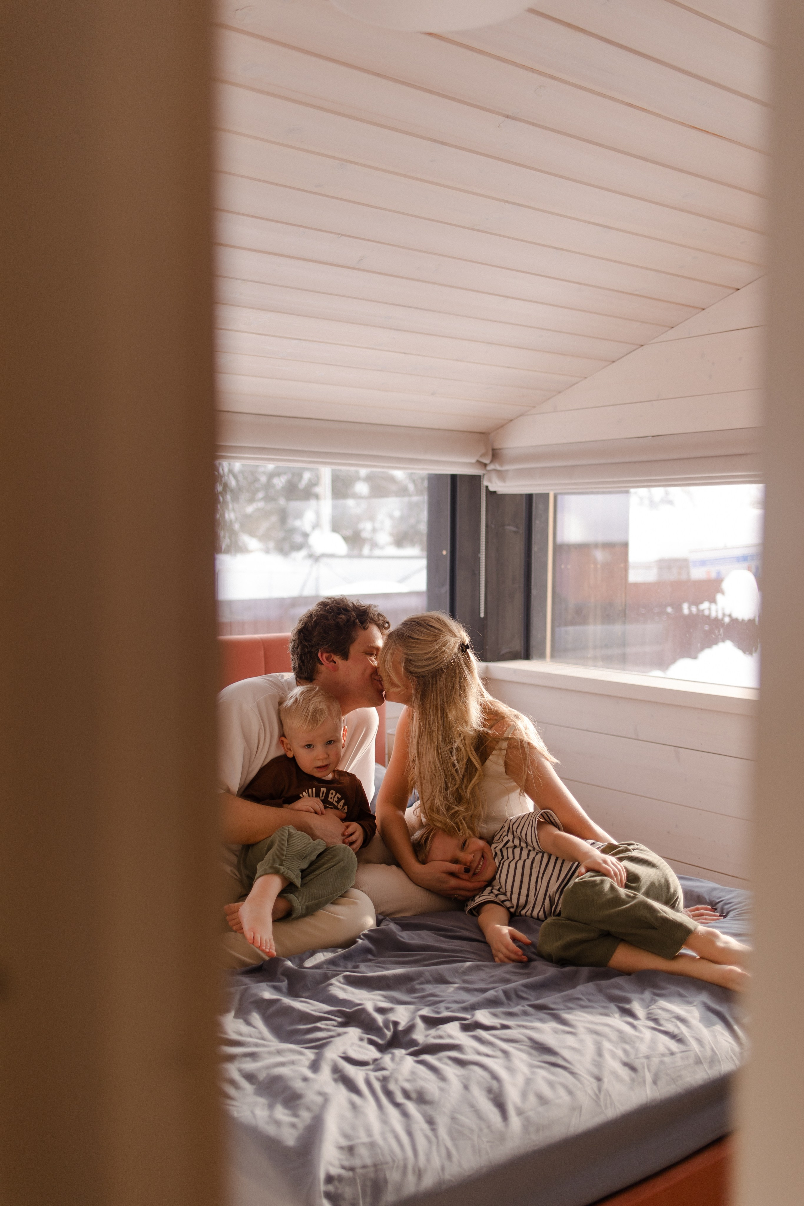 Акрам Ульяна и мальчишки. Фотграф в Москве Кузьмина Мария