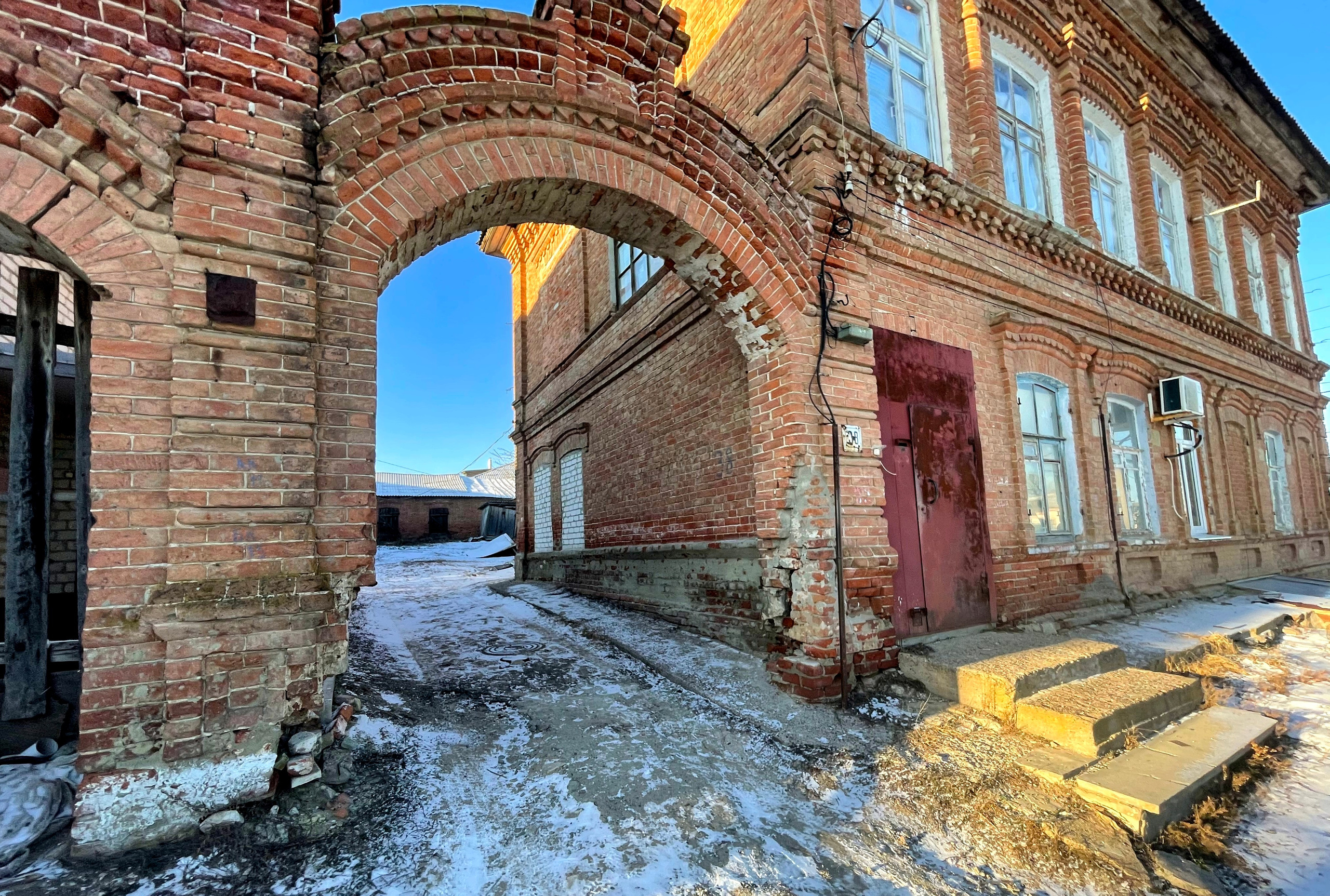 20 107 Арка кирпич. ВИЗУАЛЬНЫЕ И ЗВУКОВЫЕ РЕШЕНИЯ ДЛЯ БИЗНЕСА И СЪЁМОК ТЕЛЕТЕЛА