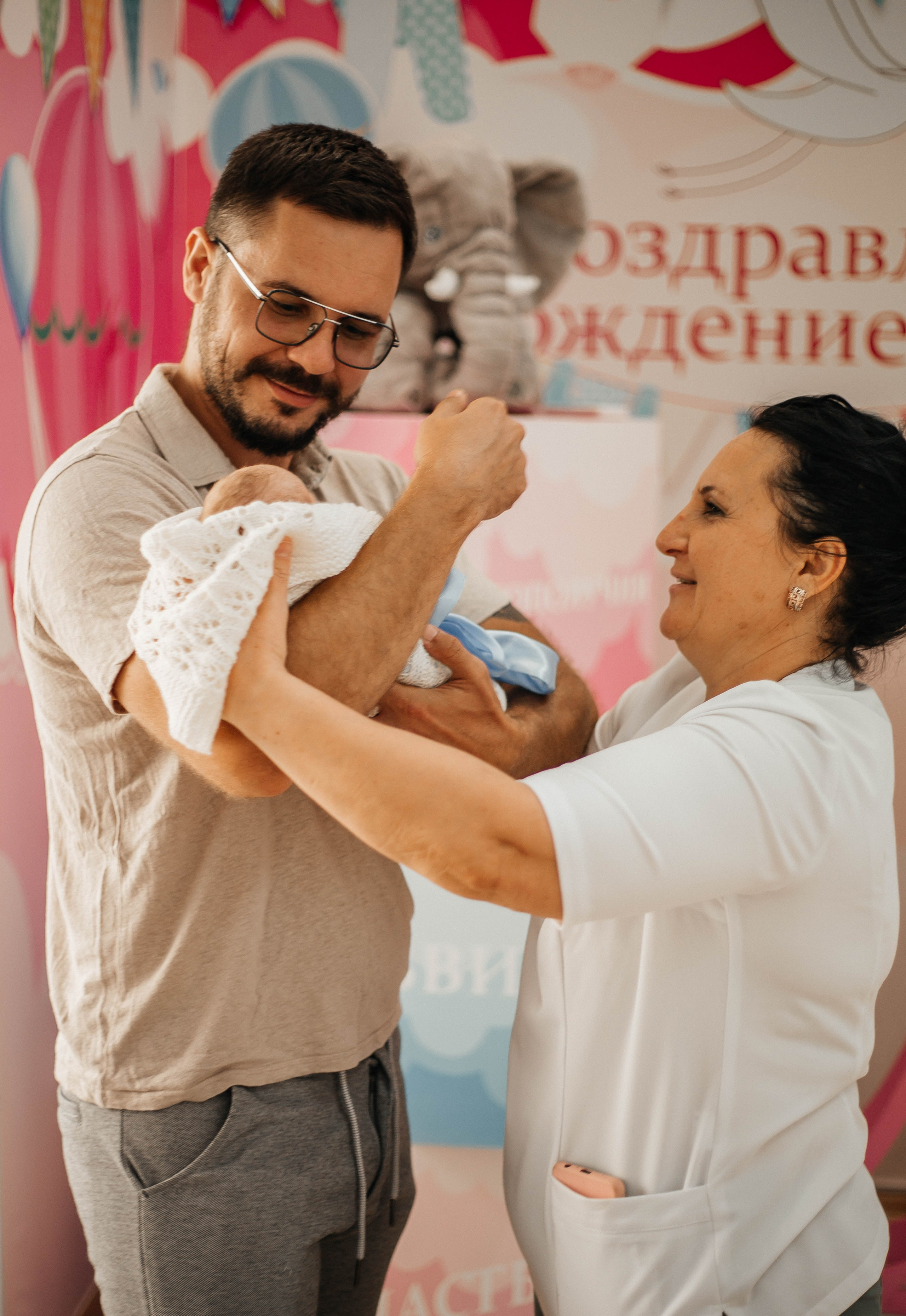 Выписка из роддома. Фотограф Алина Галатова в Краснодаре