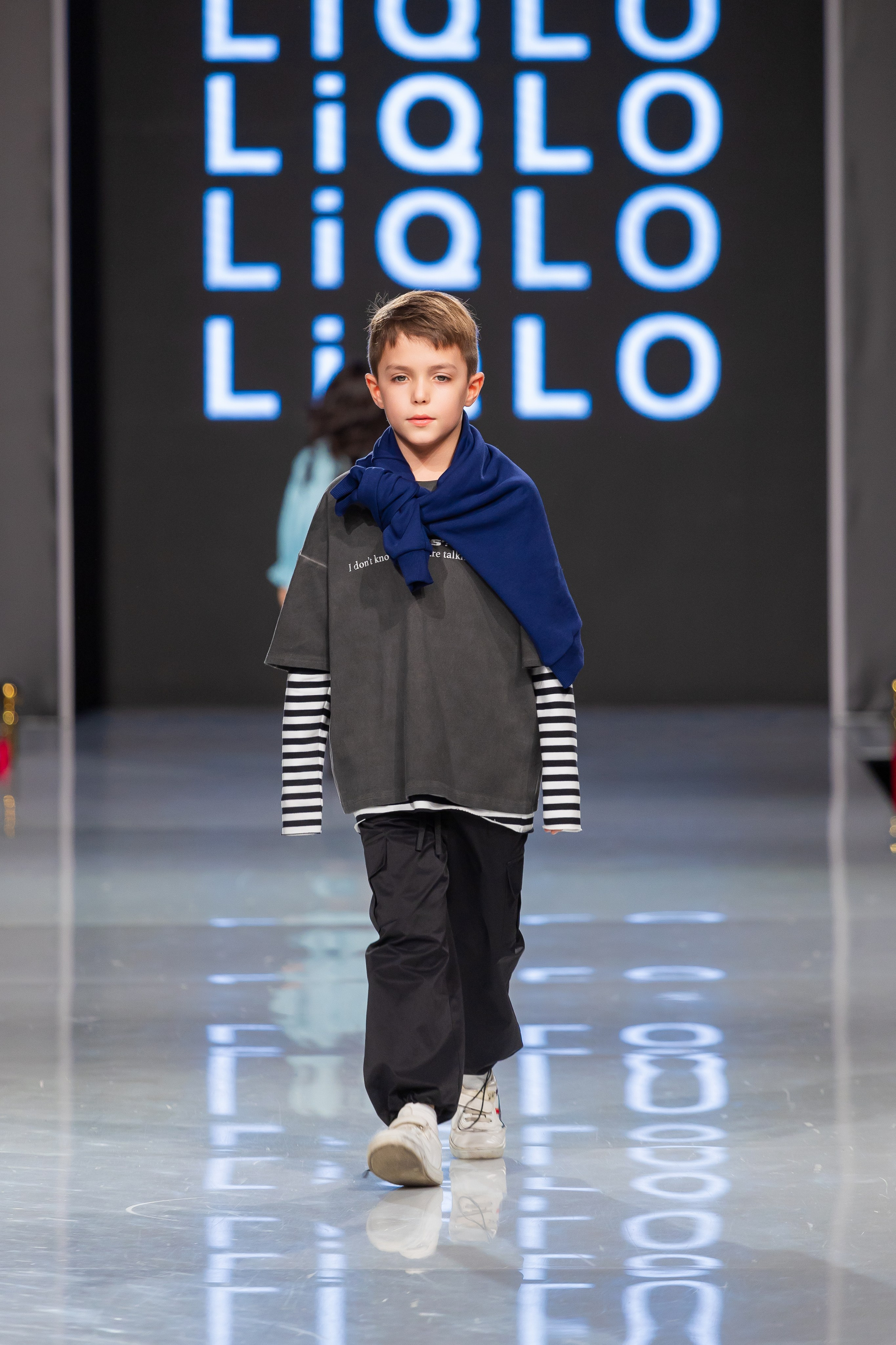 Estet Fashion Week. Photomantis