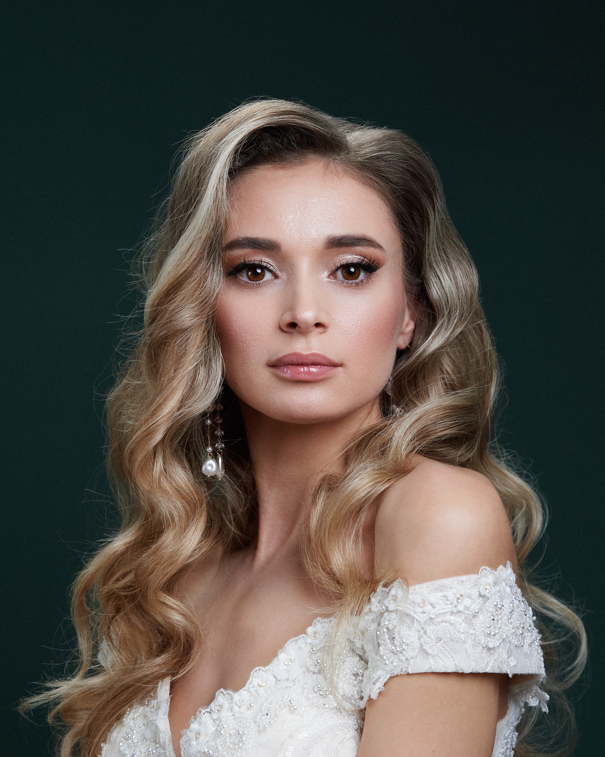 Студийная и выездная портретная фотосессия. Портретный фотограф в г. Краснодаре Юрий Починок