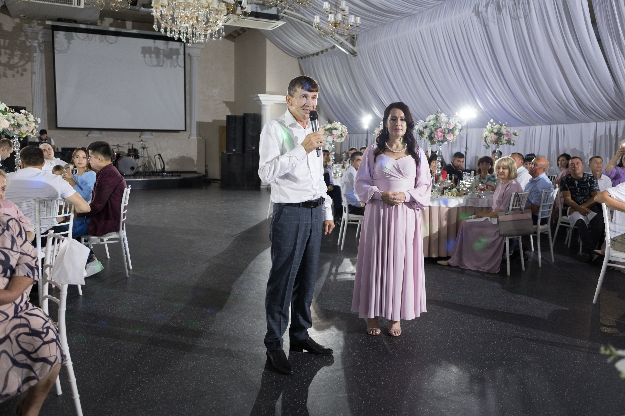 Свадебный фотограф Уфа — Руслан ГабдлисламовЖивые эмоции, красивые кадры, воспоминания на всю жизнь.Работаю по всей Республике Башкортоста. Свадебный фотограф Уфа Руслан Габдлисламов