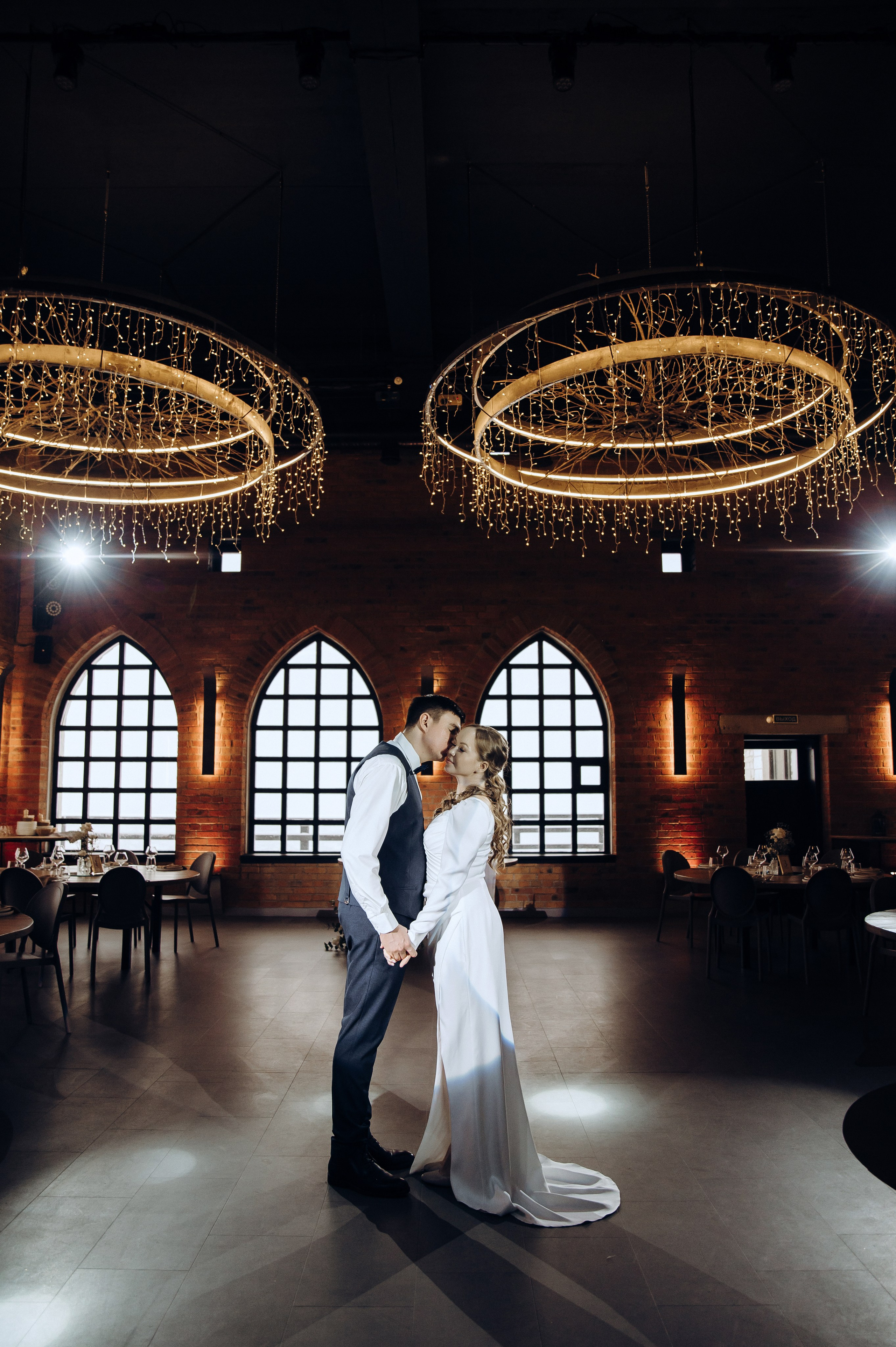 свадебная церемония красноярск, свадьба красноярск, координатор красноярск, свадебная арка красноярск, обмен кольцами, свадьба красноярск, свадебный организатор красноярск, организатор красноярск, организатор свадьбы красноярск, свадьба под ключ красноярск, выездной регистратор красноярск, оформление свадьбы красноярск, утро невесты, утро невесты красноярск, невеста красноярск, сборы невесты, свадебный распорядитель, помощник на свадьбу, идеи для свадьбы, лавстори красноярск, букет невесты красноярск, образ невесты красноярск, костюм жениха красноярск, платье невесты красноярск, фотограф красноярск, свадебное платье красноярск, свадебный торт красноярск, ресторан красноярск, свадебный танец красноярск, свадебное агентство Инсайт, свадебное агентство Инсайт Красноярск, свадебное агентство Insight, свадебное агентство Insight Красноярск, свадьба в стиле игры престолов, свадьба в стиле игры престолов красноярск, зимняя свадьба, зимняяя свадьба красноярск, свадьба в белом замке красноярск, белый замок шамони, свадьба в шамони красноярск, свадебная церемония в замке